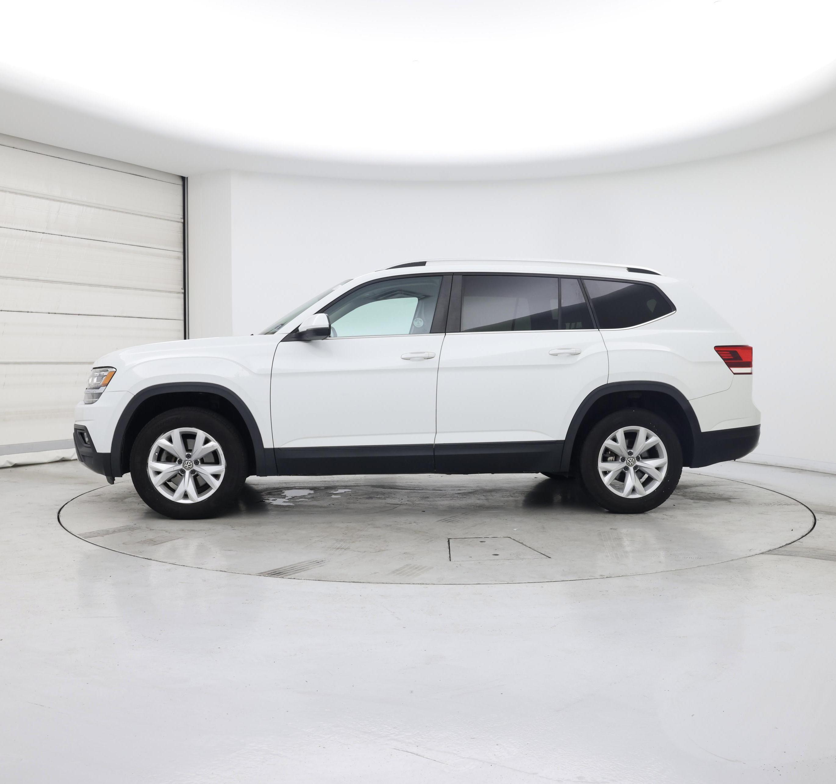 Thumbnail: 2018 Volkswagen Atlas - 3