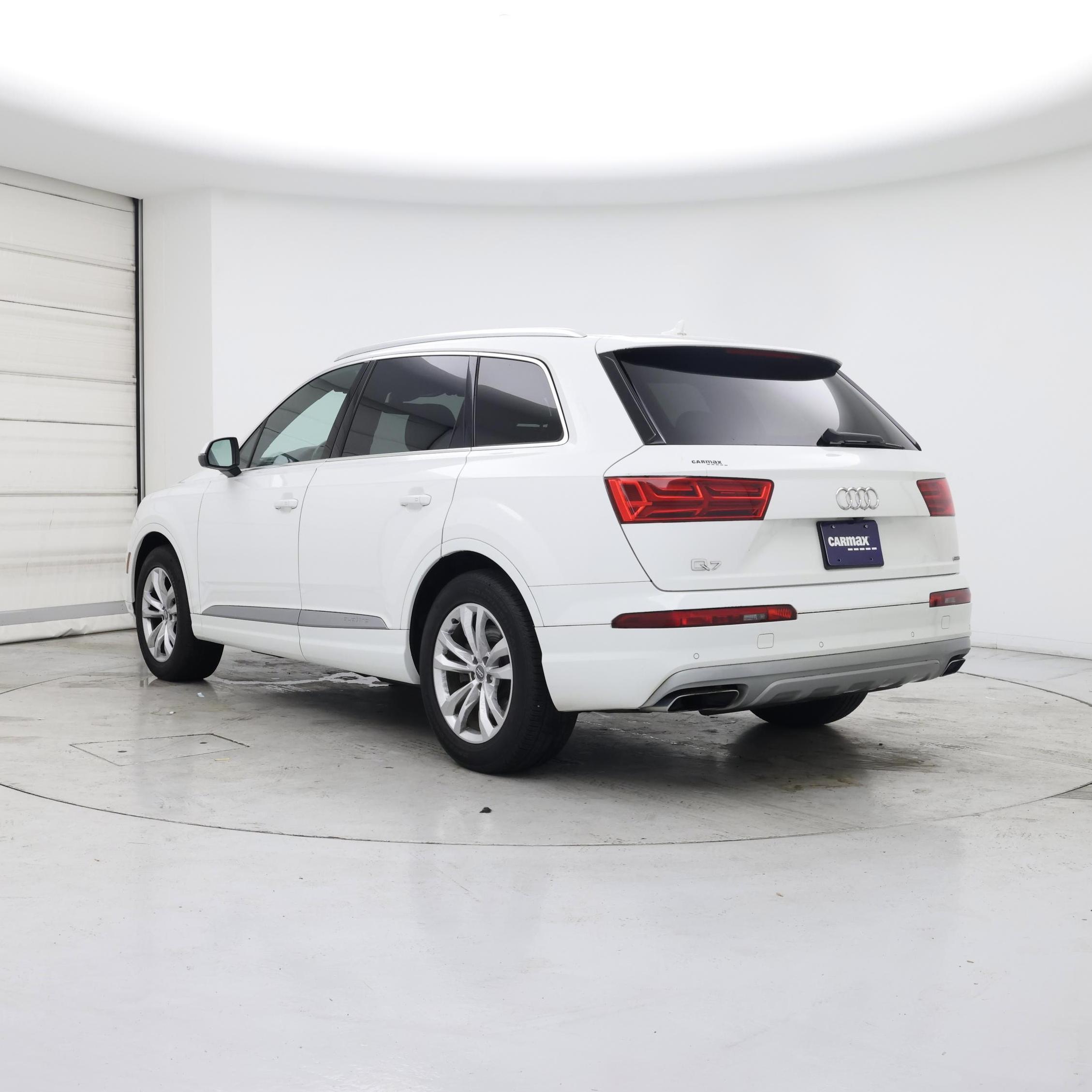 Thumbnail: 2019 Audi Q7 - 2