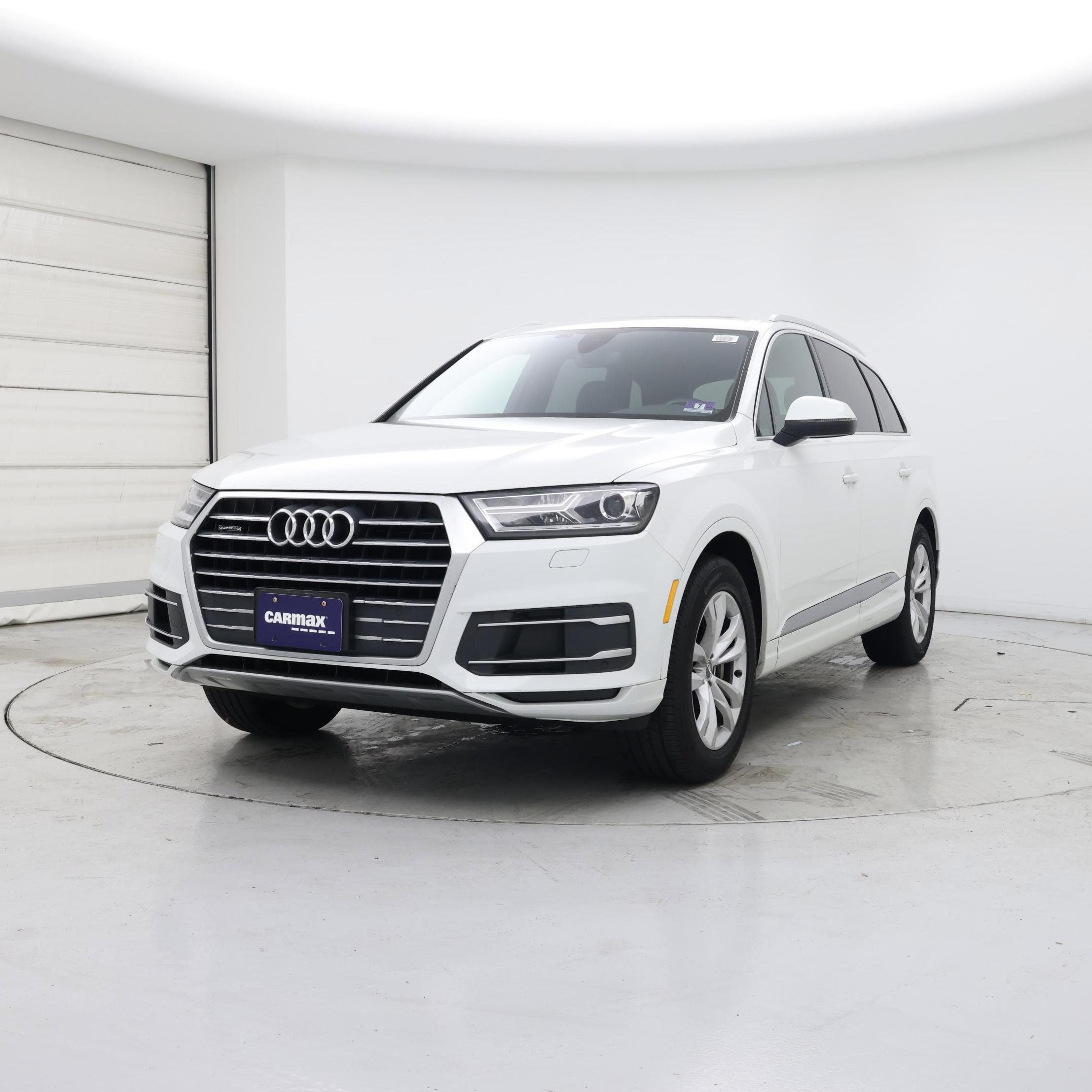 Thumbnail: 2019 Audi Q7 - 4