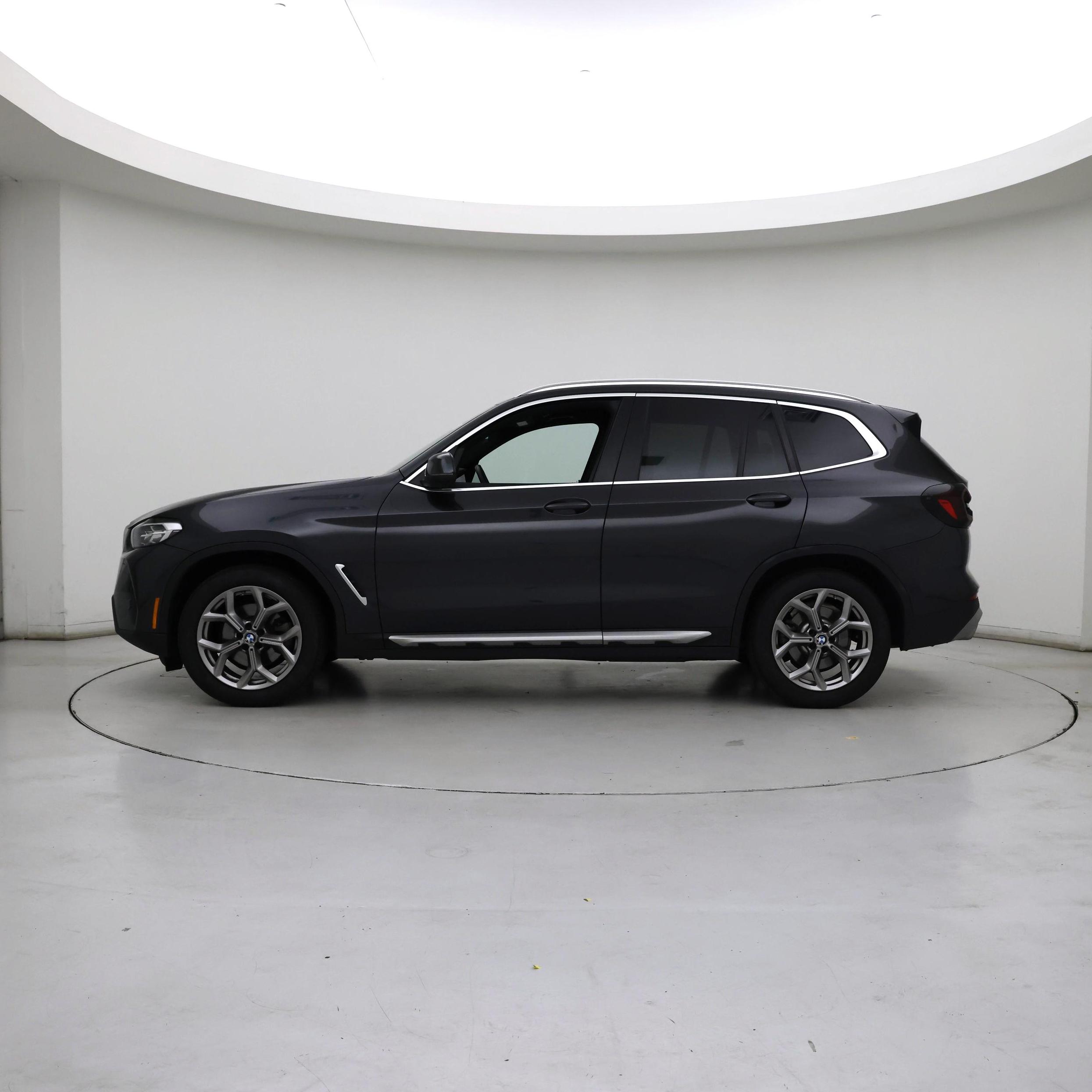 Thumbnail: 2022 BMW X3 - 3