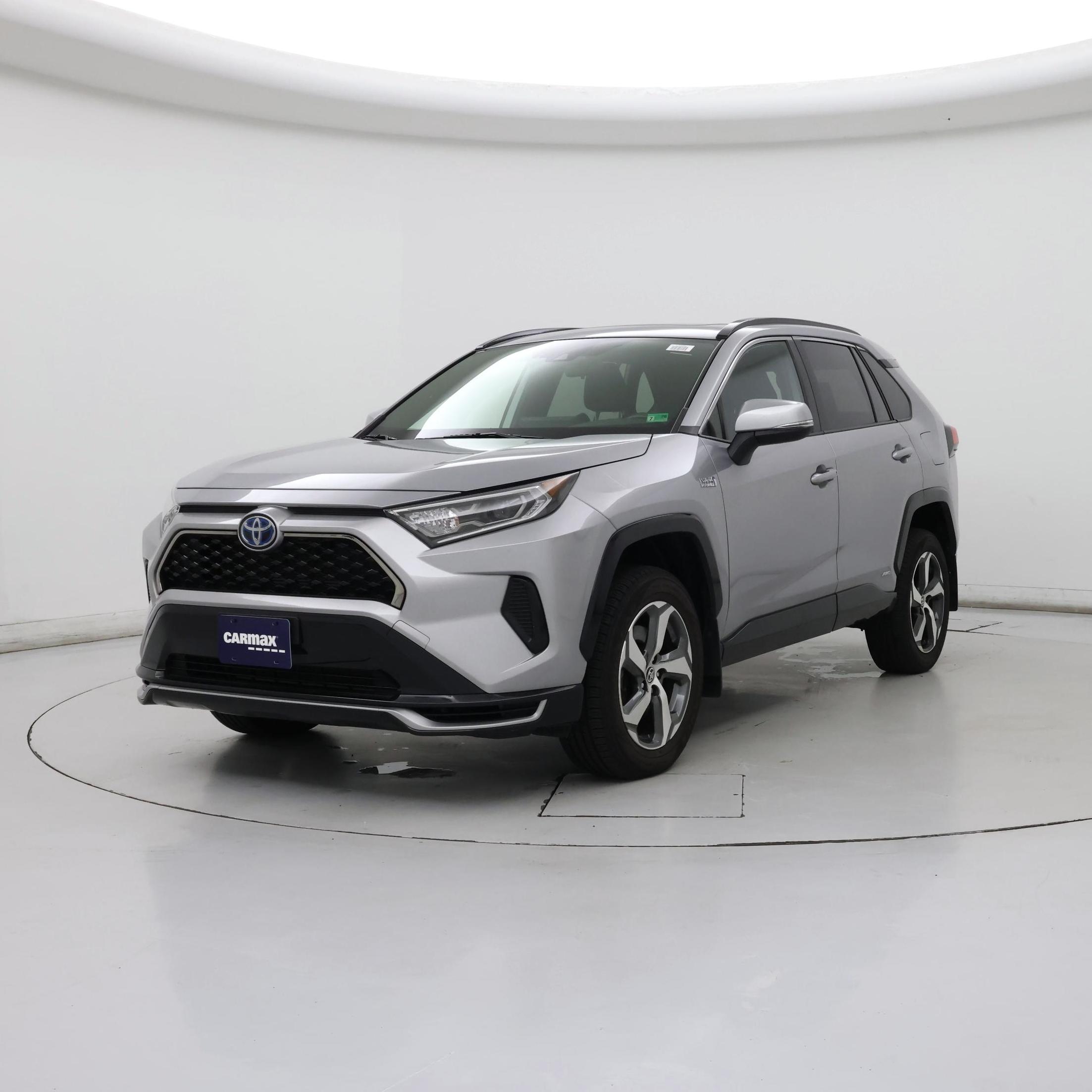 Thumbnail: 2021 Toyota RAV4 - 4