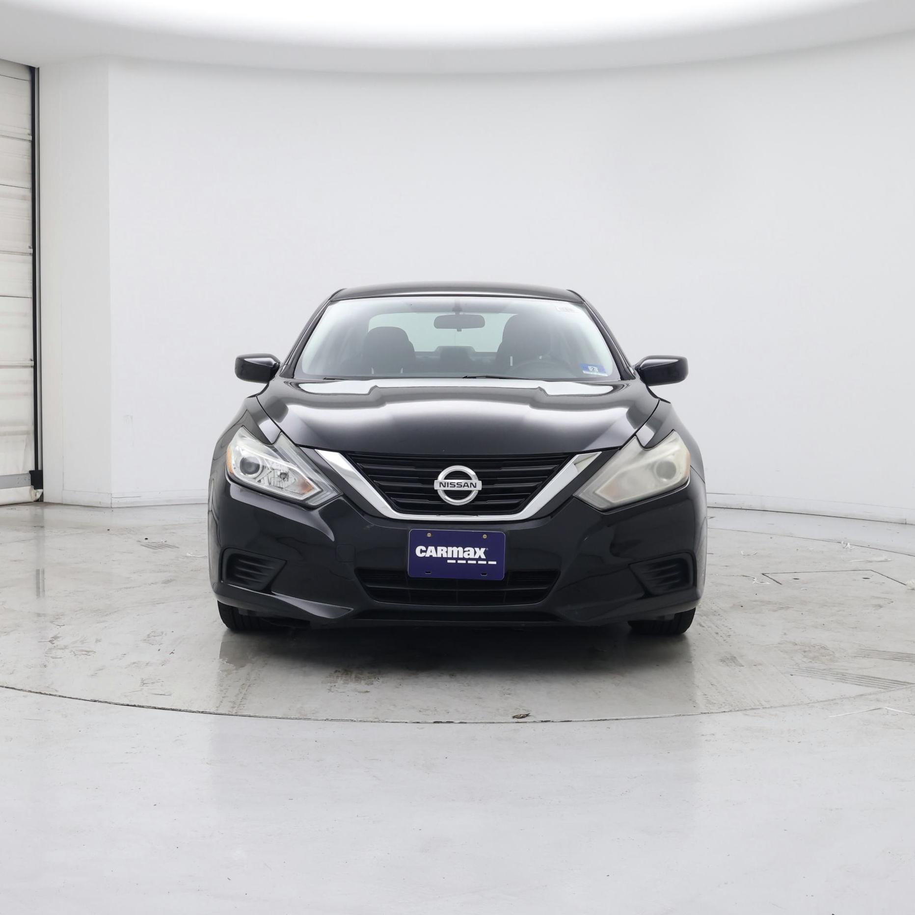 Thumbnail: 2016 Nissan Altima - 5
