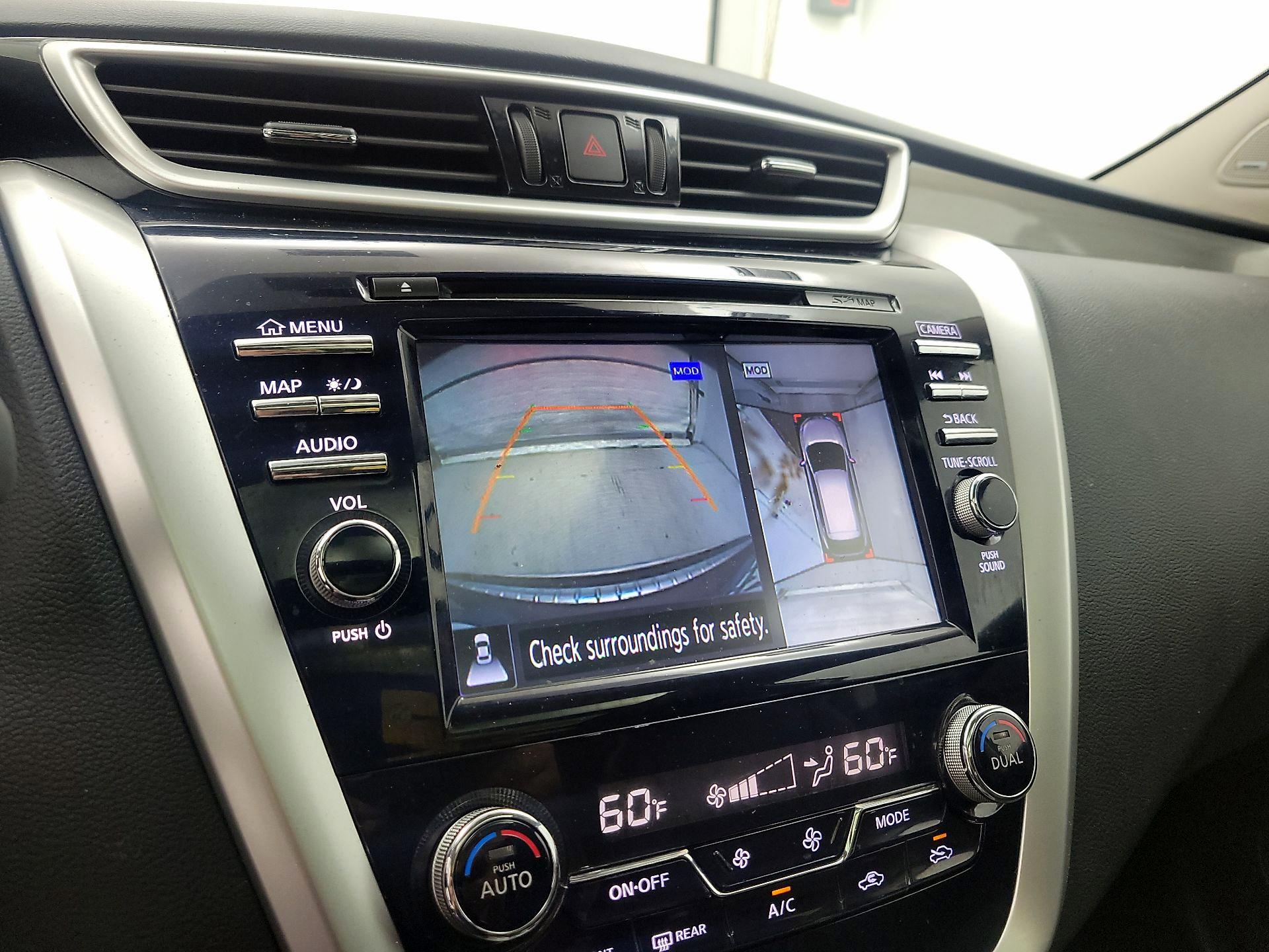 Thumbnail: 2015 Nissan Murano - 15