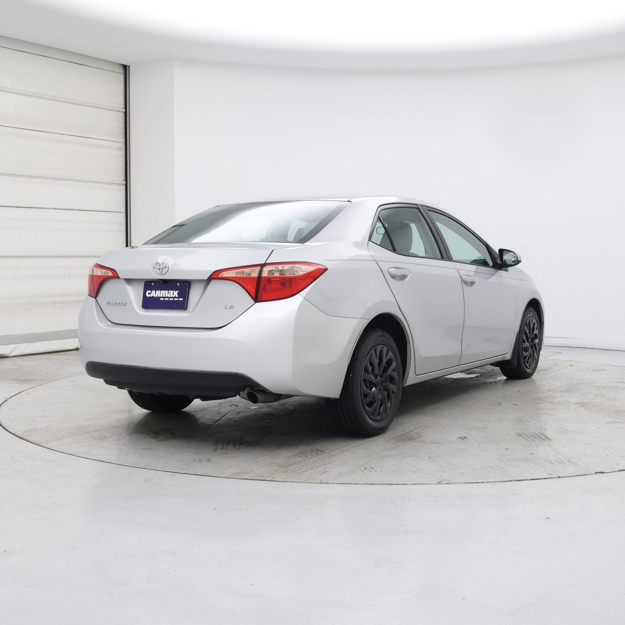 Thumbnail: 2018 Toyota Corolla - 8