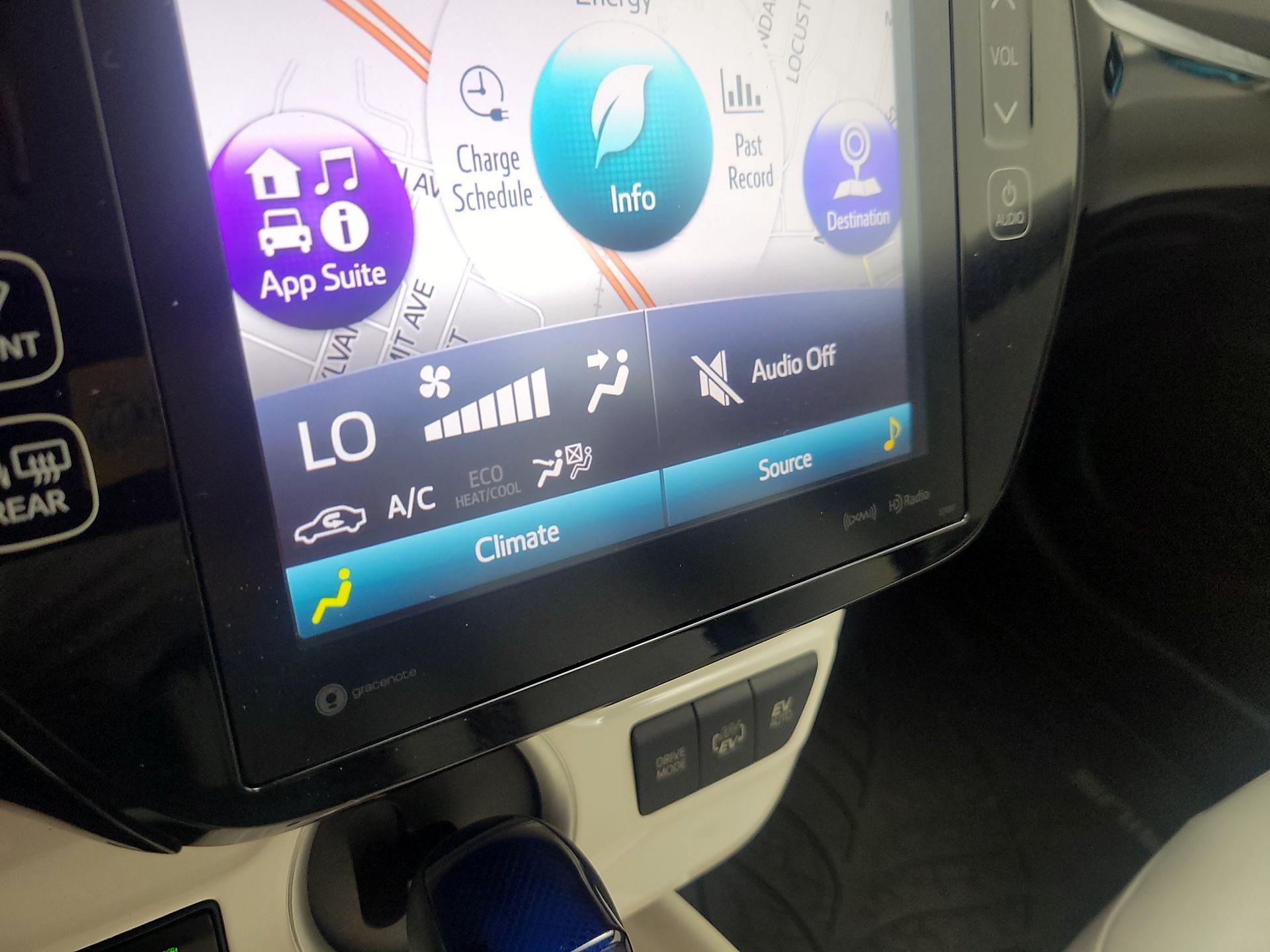 Thumbnail: 2018 Toyota Prius Prime - 16