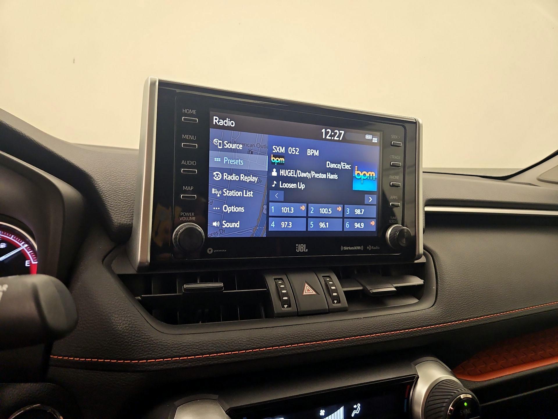 Thumbnail: 2019 Toyota RAV4 - 15