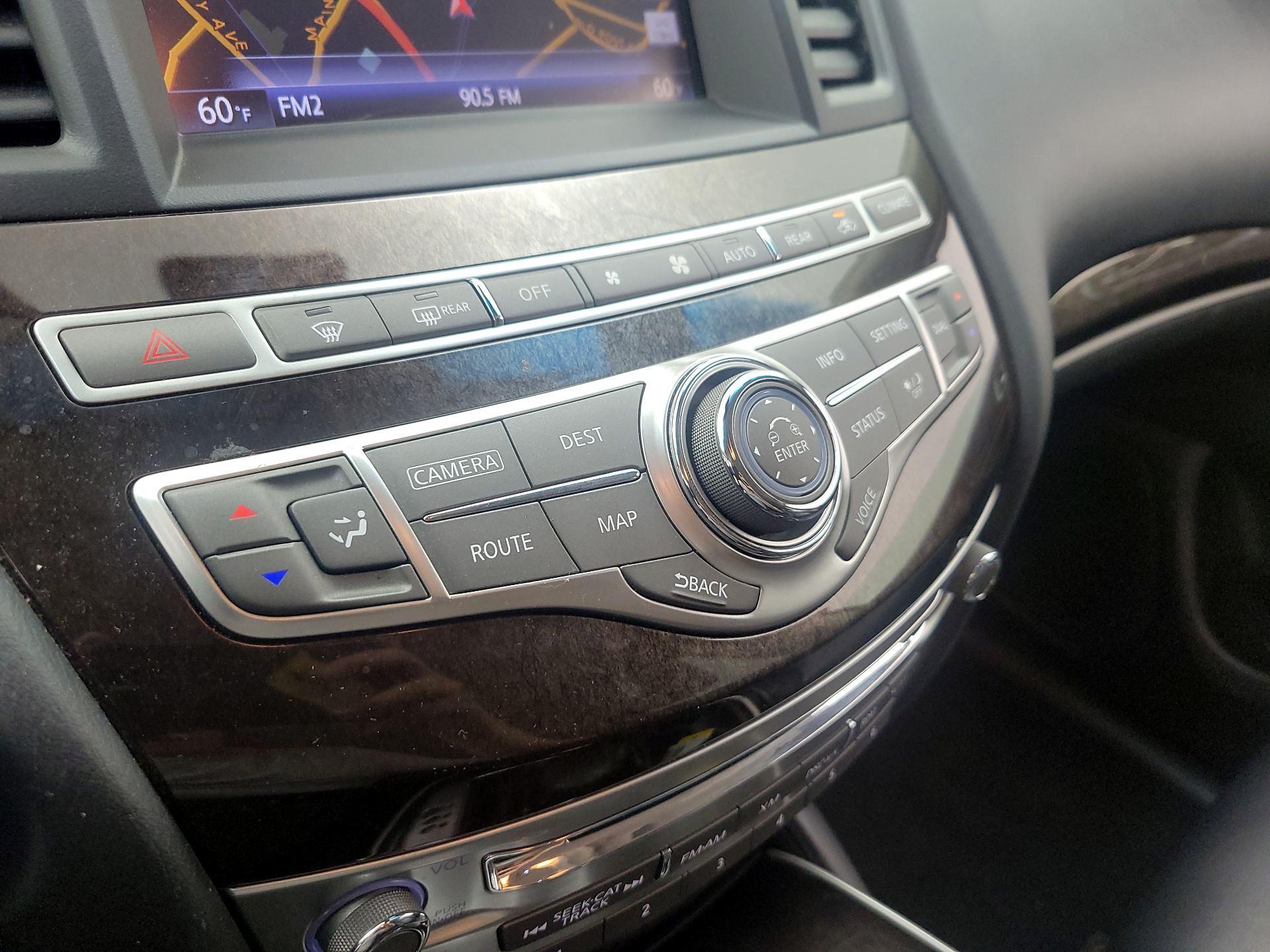 Thumbnail: 2015 INFINITI QX60 - 17