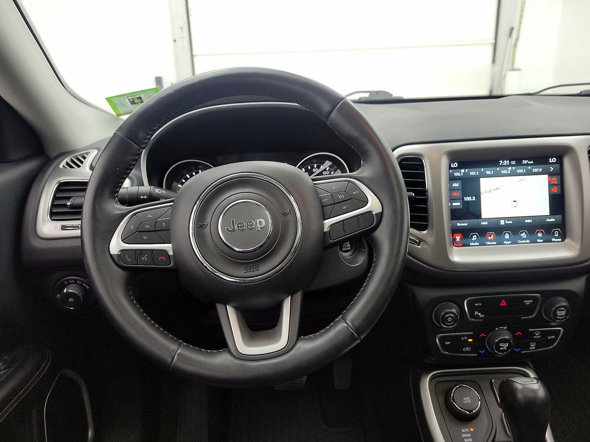 Thumbnail: 2018 Jeep Compass - 10