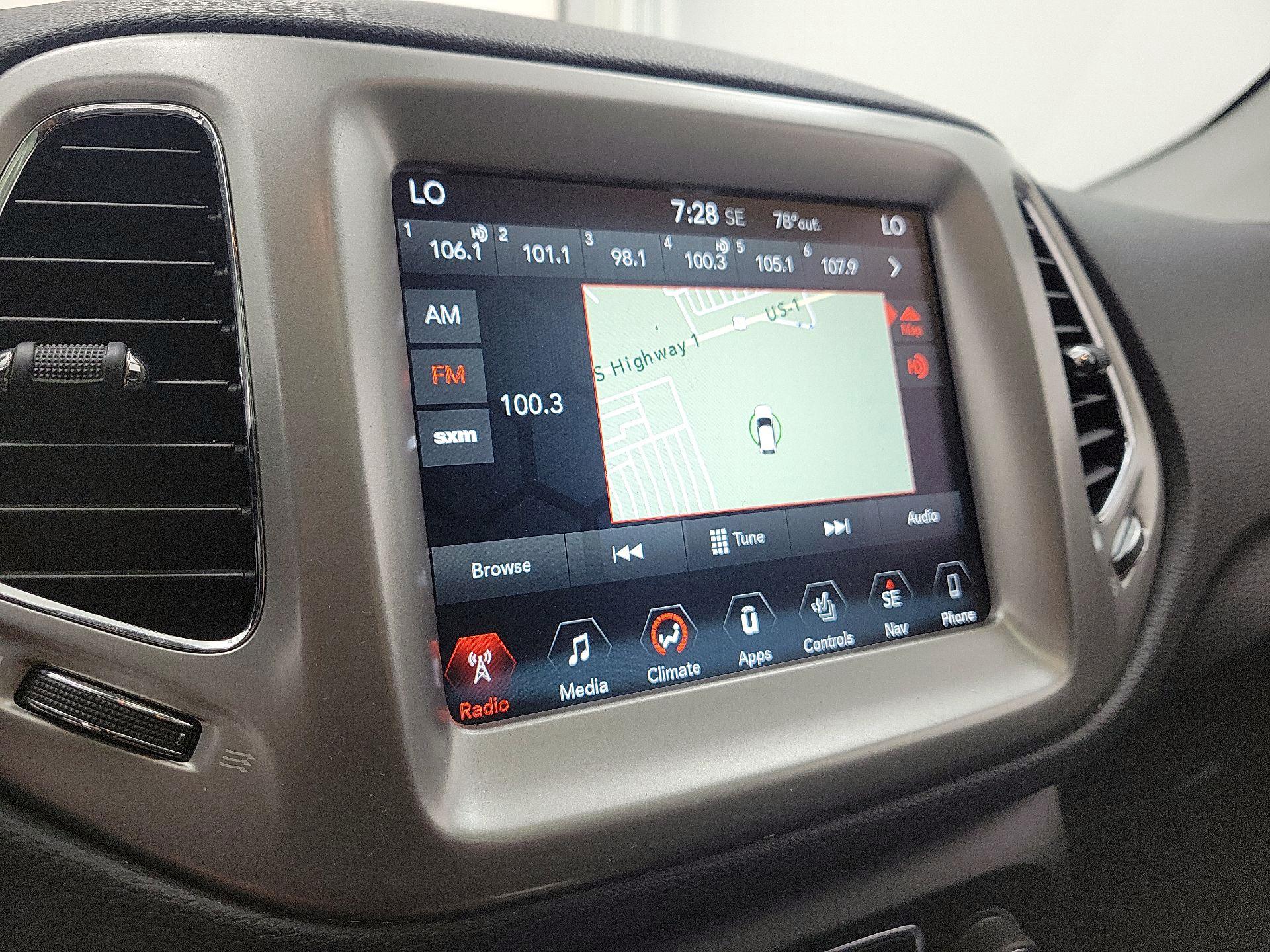 Thumbnail: 2018 Jeep Compass - 15