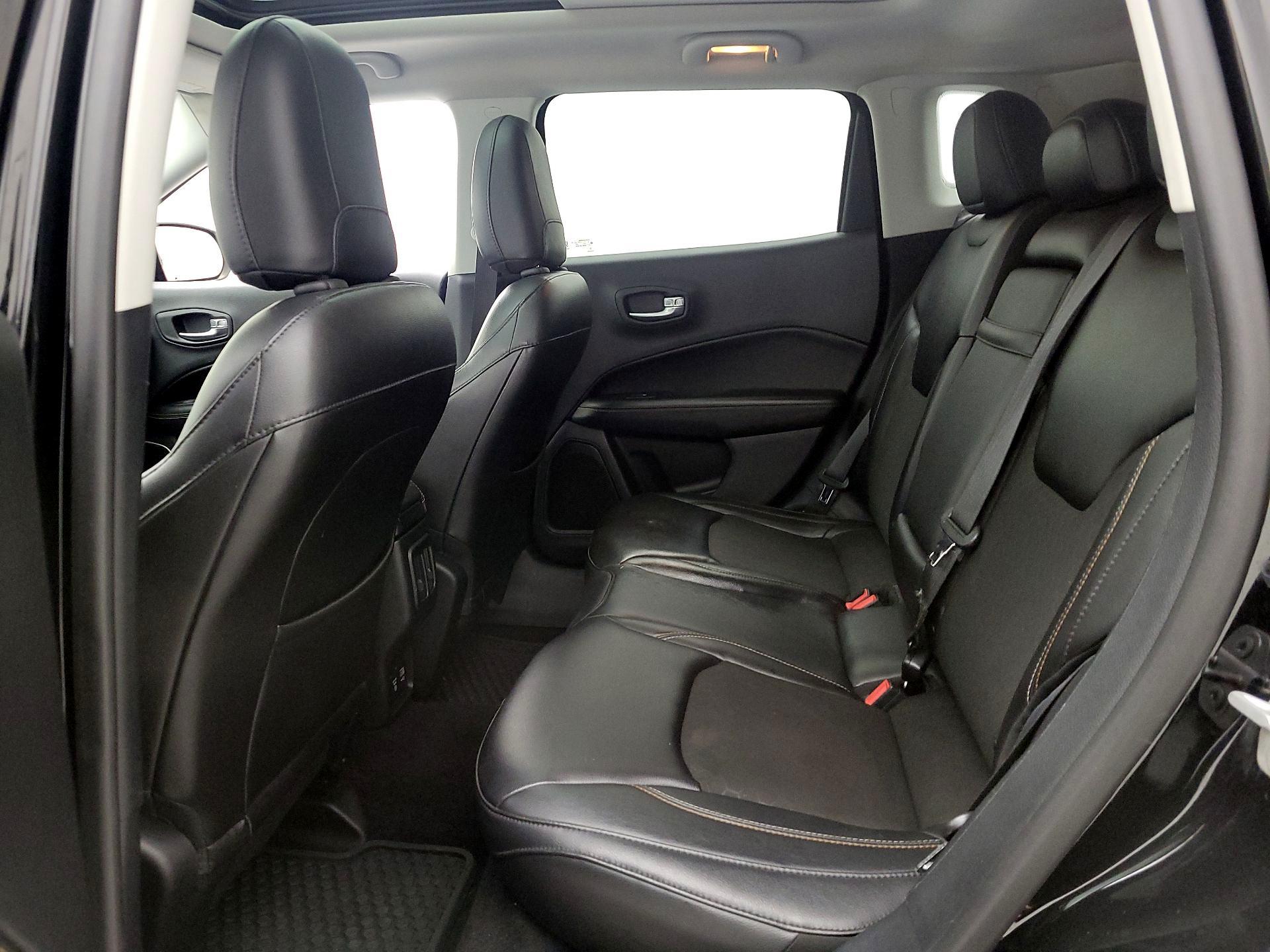 Thumbnail: 2018 Jeep Compass - 19