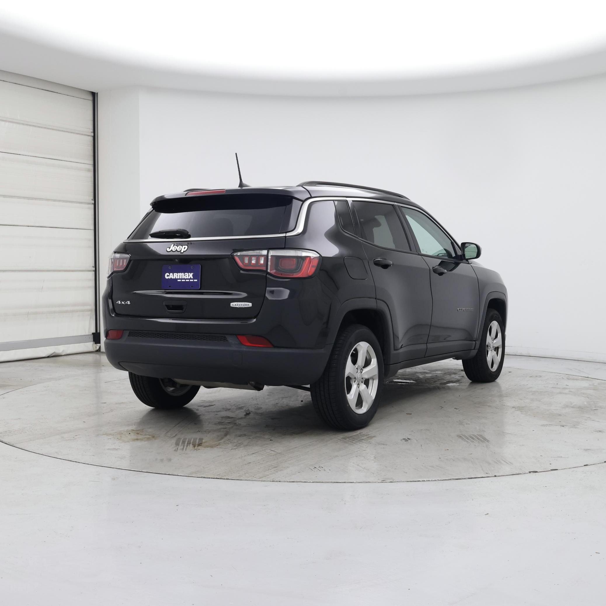 Thumbnail: 2018 Jeep Compass - 8