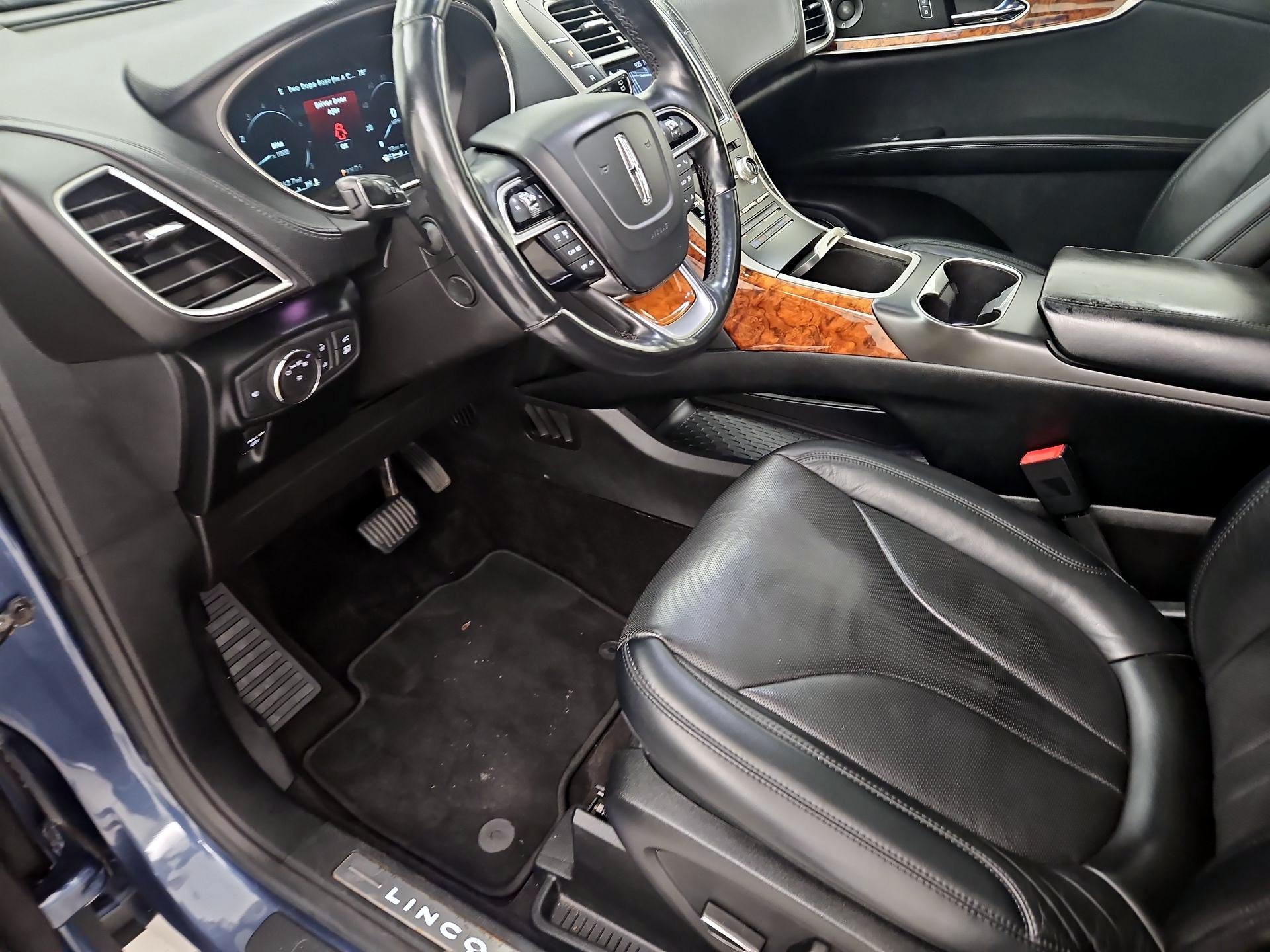 Thumbnail: 2019 Lincoln Nautilus - 11