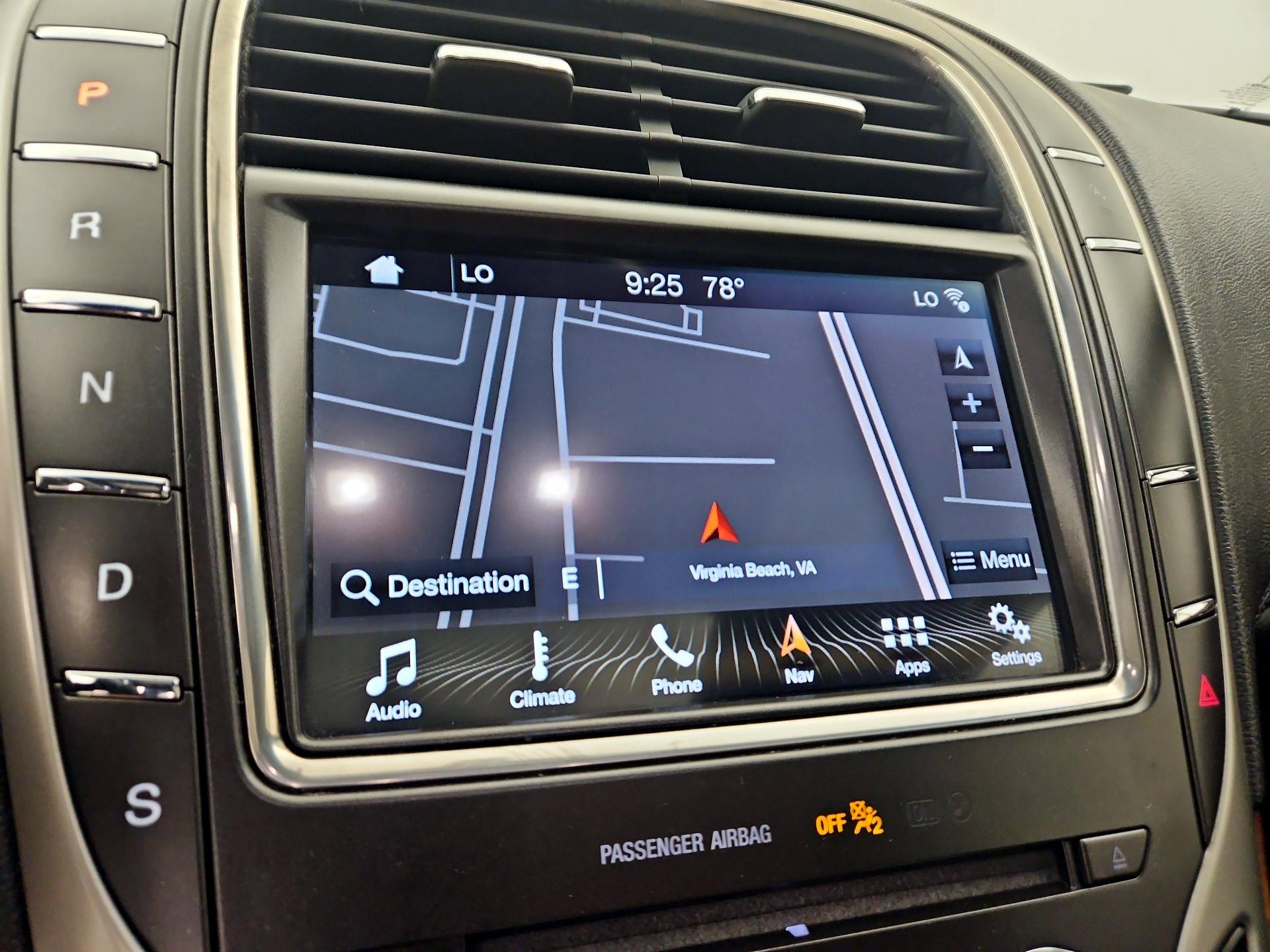 Thumbnail: 2019 Lincoln Nautilus - 14