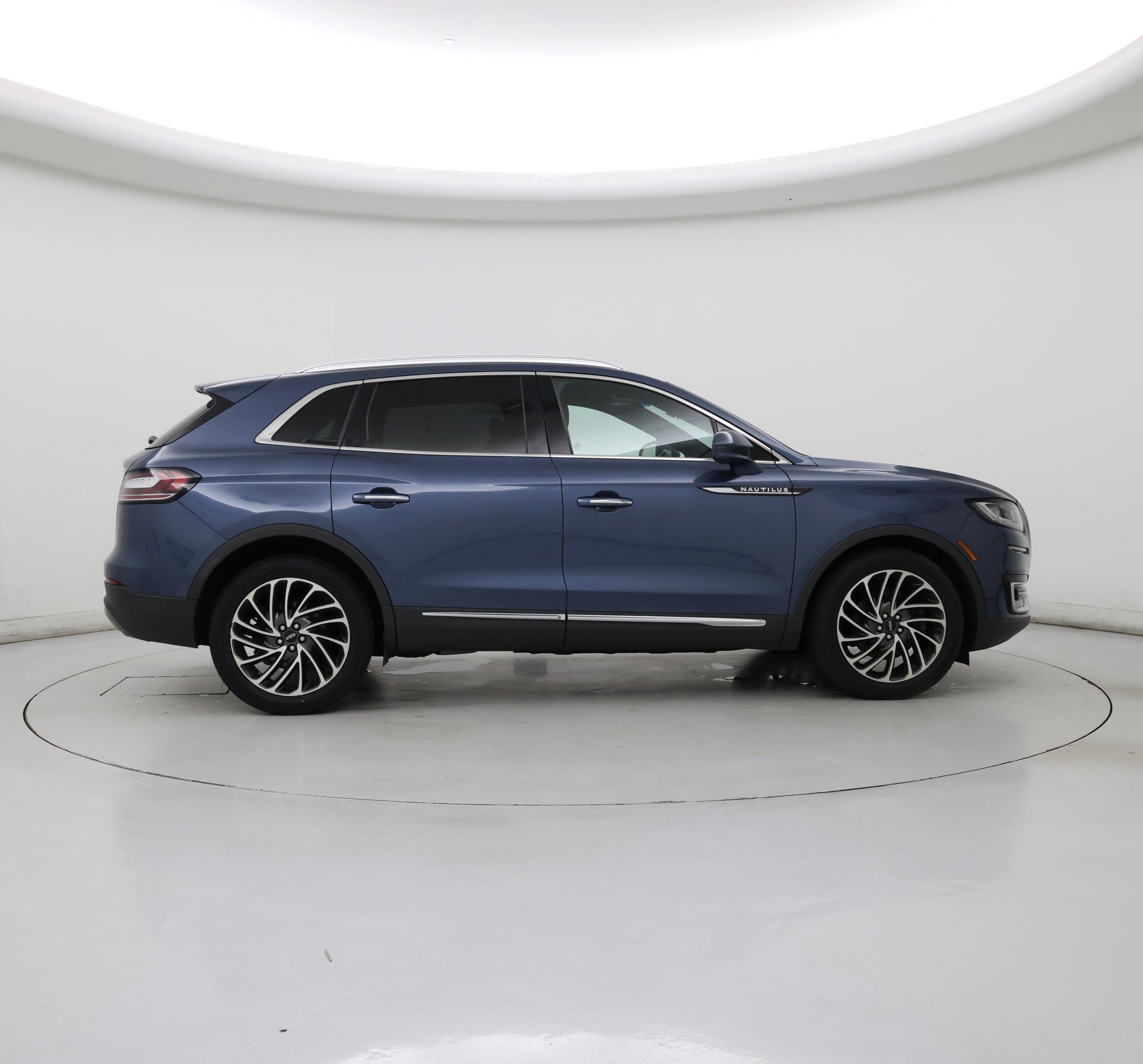 Thumbnail: 2019 Lincoln Nautilus - 7