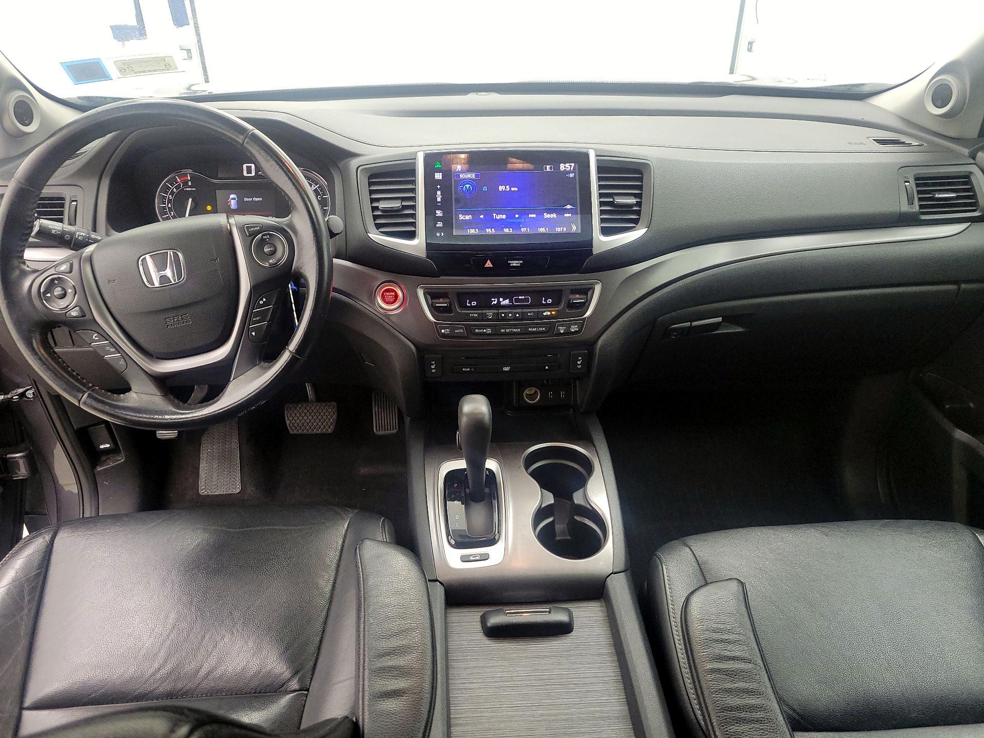 Thumbnail: 2016 Honda Pilot - 9