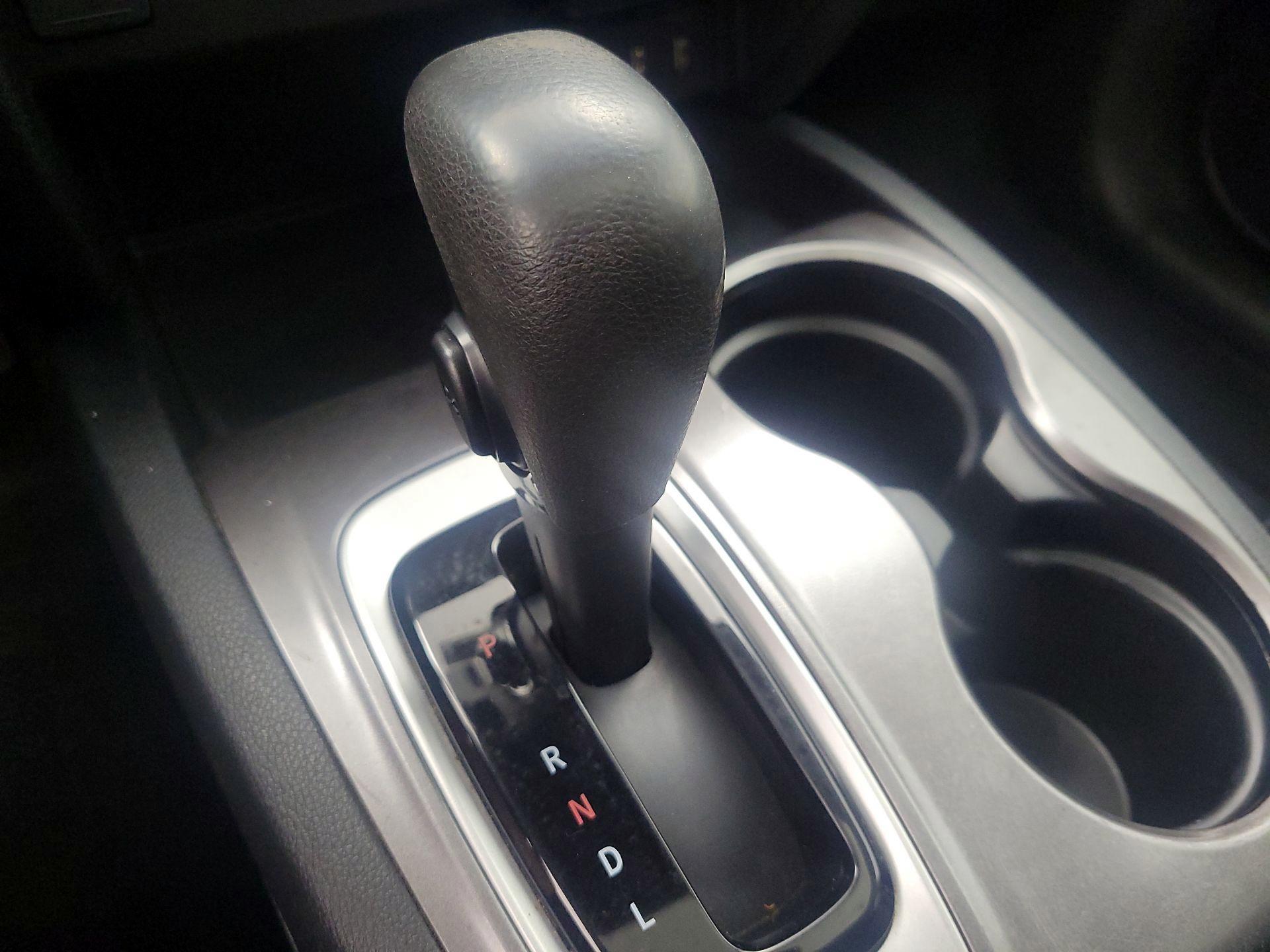 Thumbnail: 2016 Honda Pilot - 17