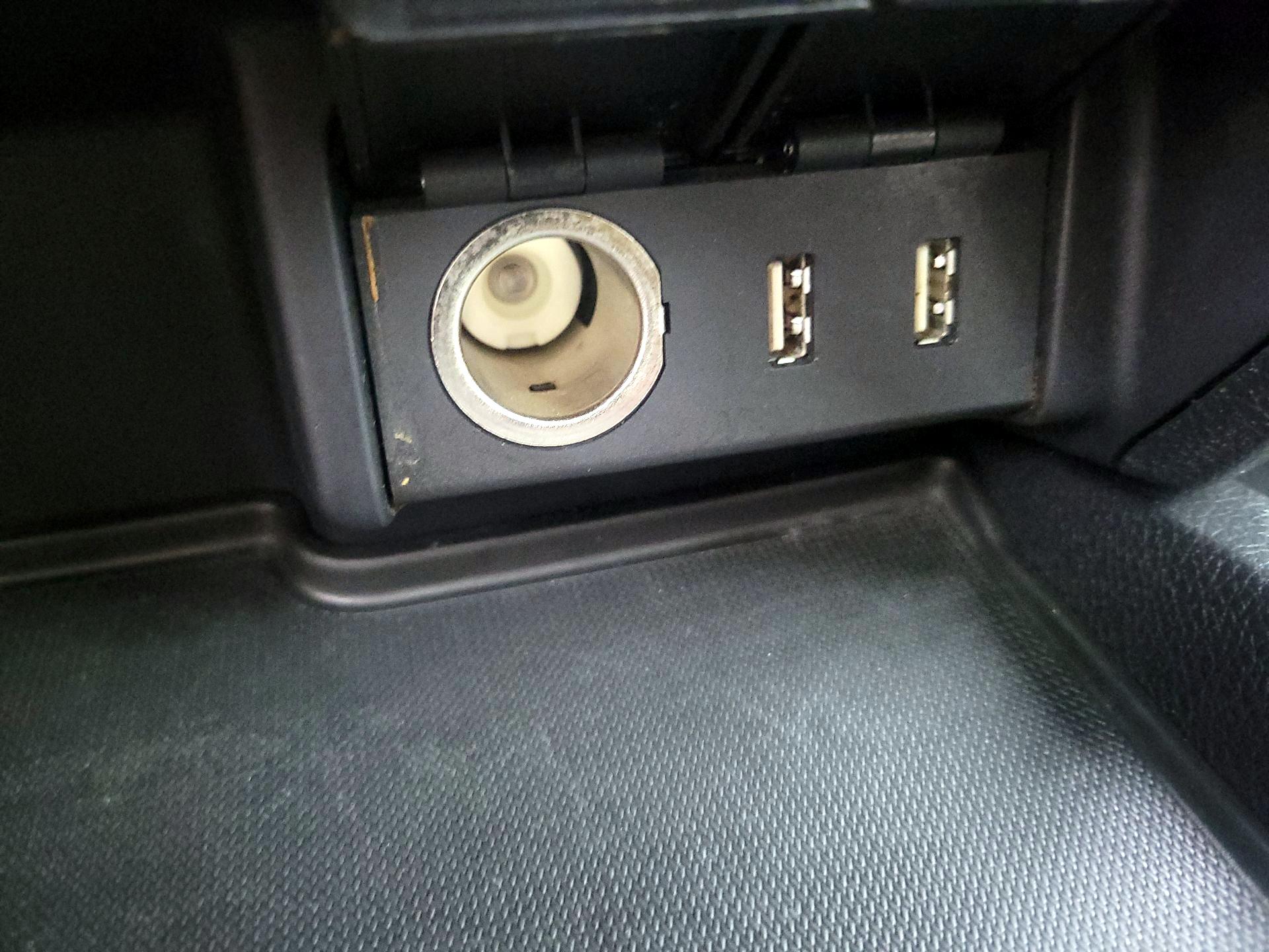 Thumbnail: 2016 Honda Pilot - 18