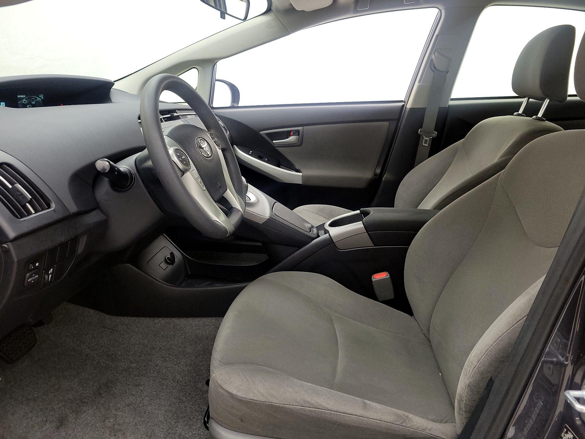 Thumbnail: 2014 Toyota Prius - 11