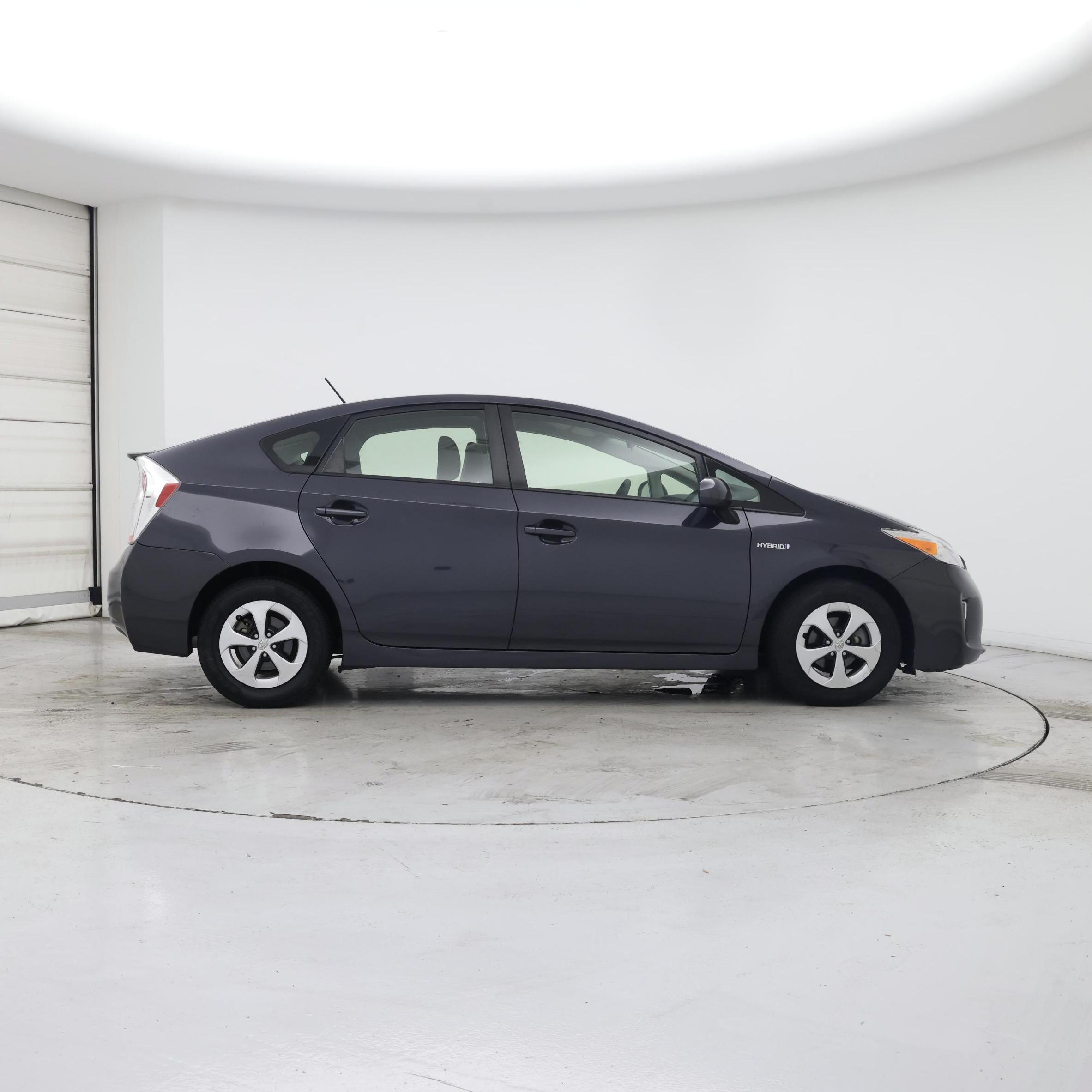 Thumbnail: 2014 Toyota Prius - 7