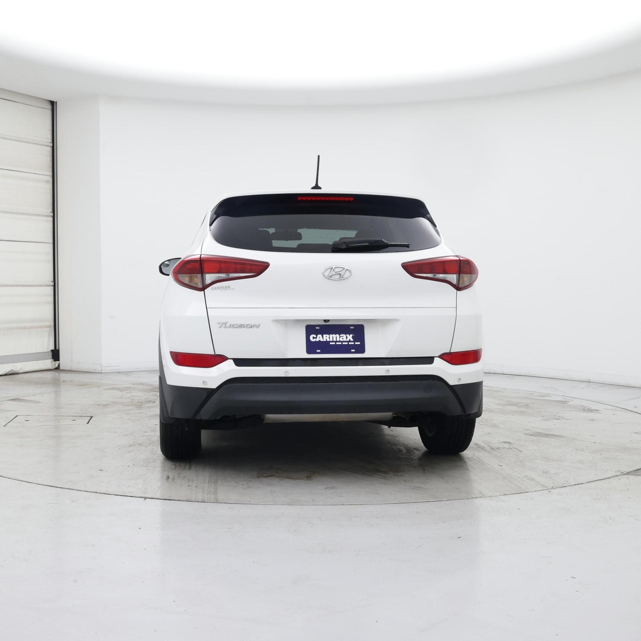 Thumbnail: 2016 Hyundai Tucson - 6