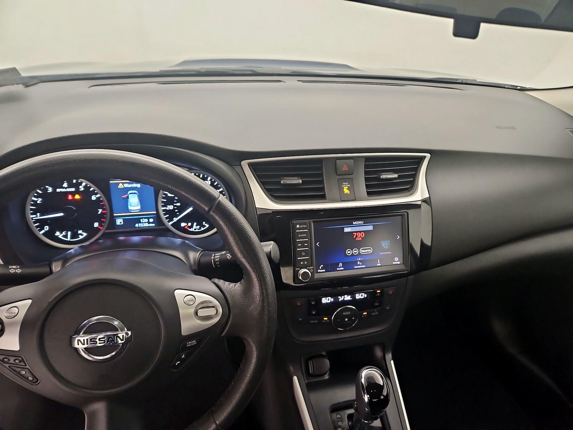 Thumbnail: 2019 Nissan Sentra - 9
