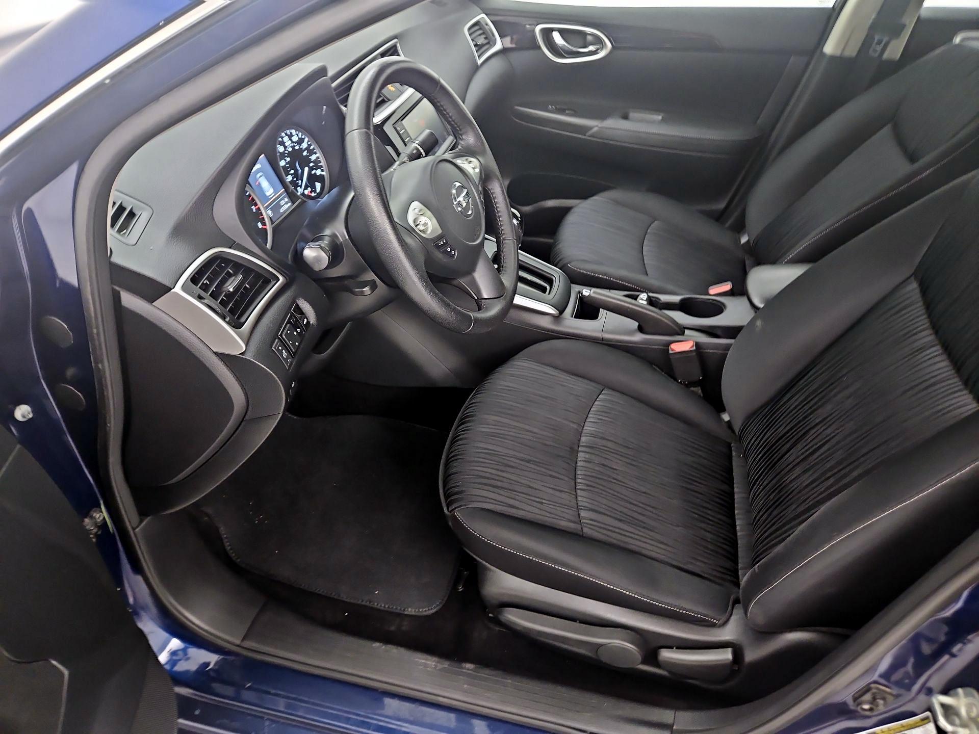 Thumbnail: 2019 Nissan Sentra - 11
