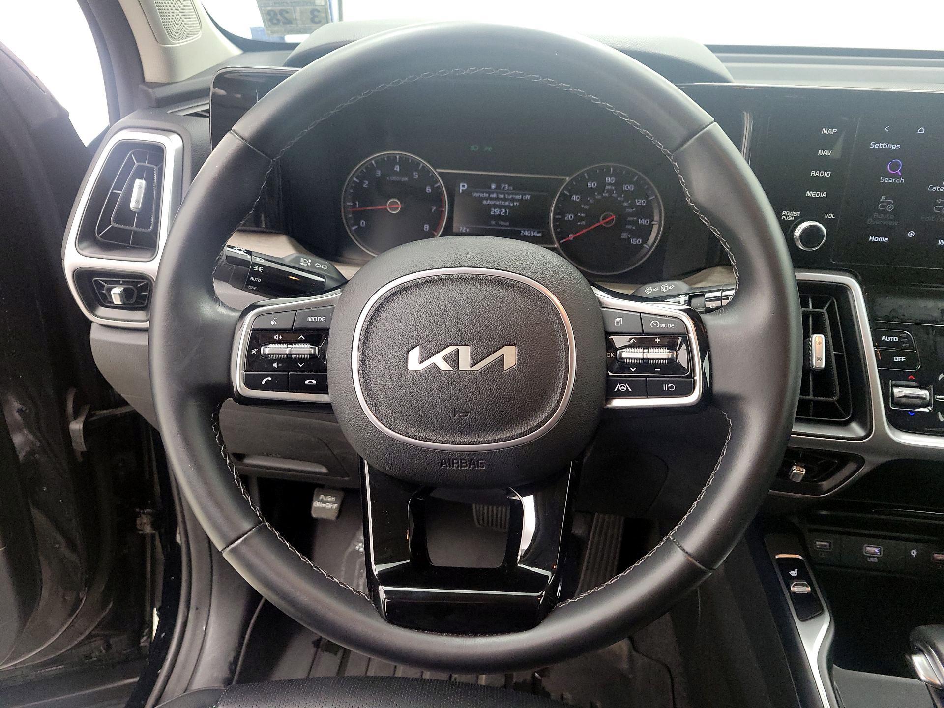 Thumbnail: 2023 Kia Sorento - 10