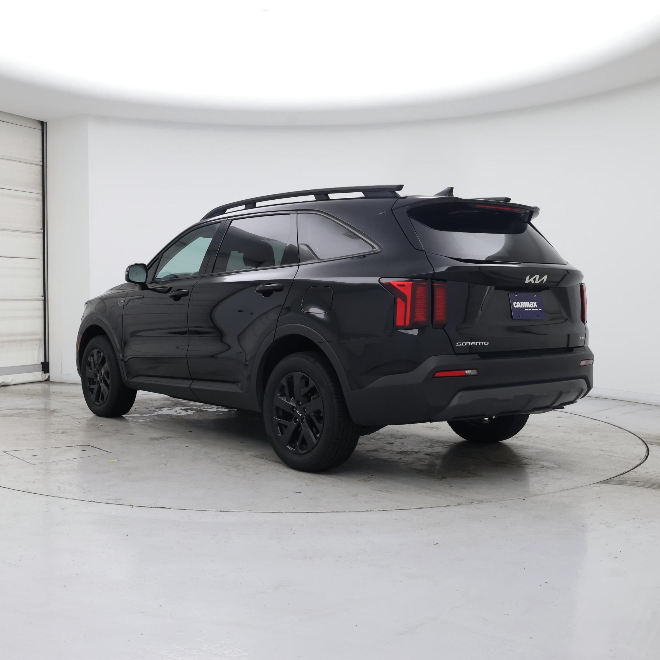 Thumbnail: 2023 Kia Sorento - 2