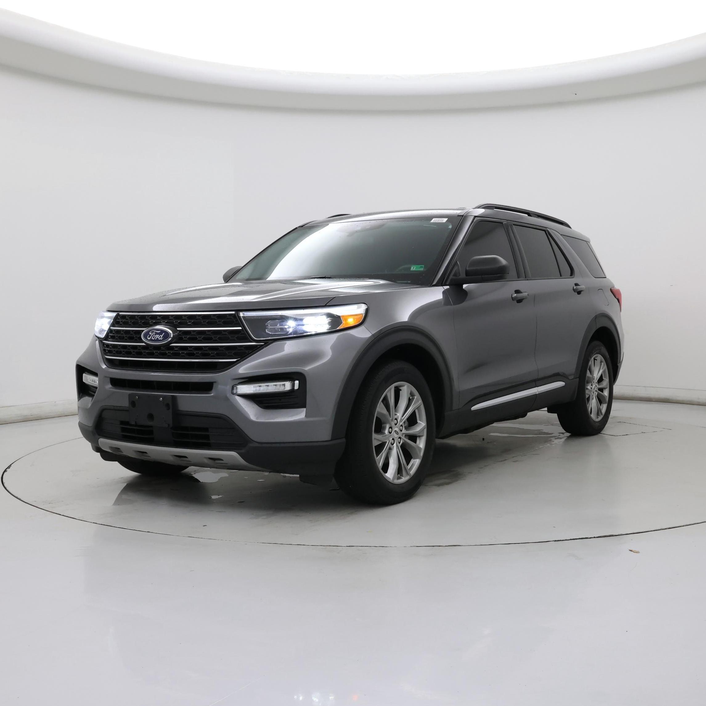 Thumbnail: 2022 Ford Explorer - 4