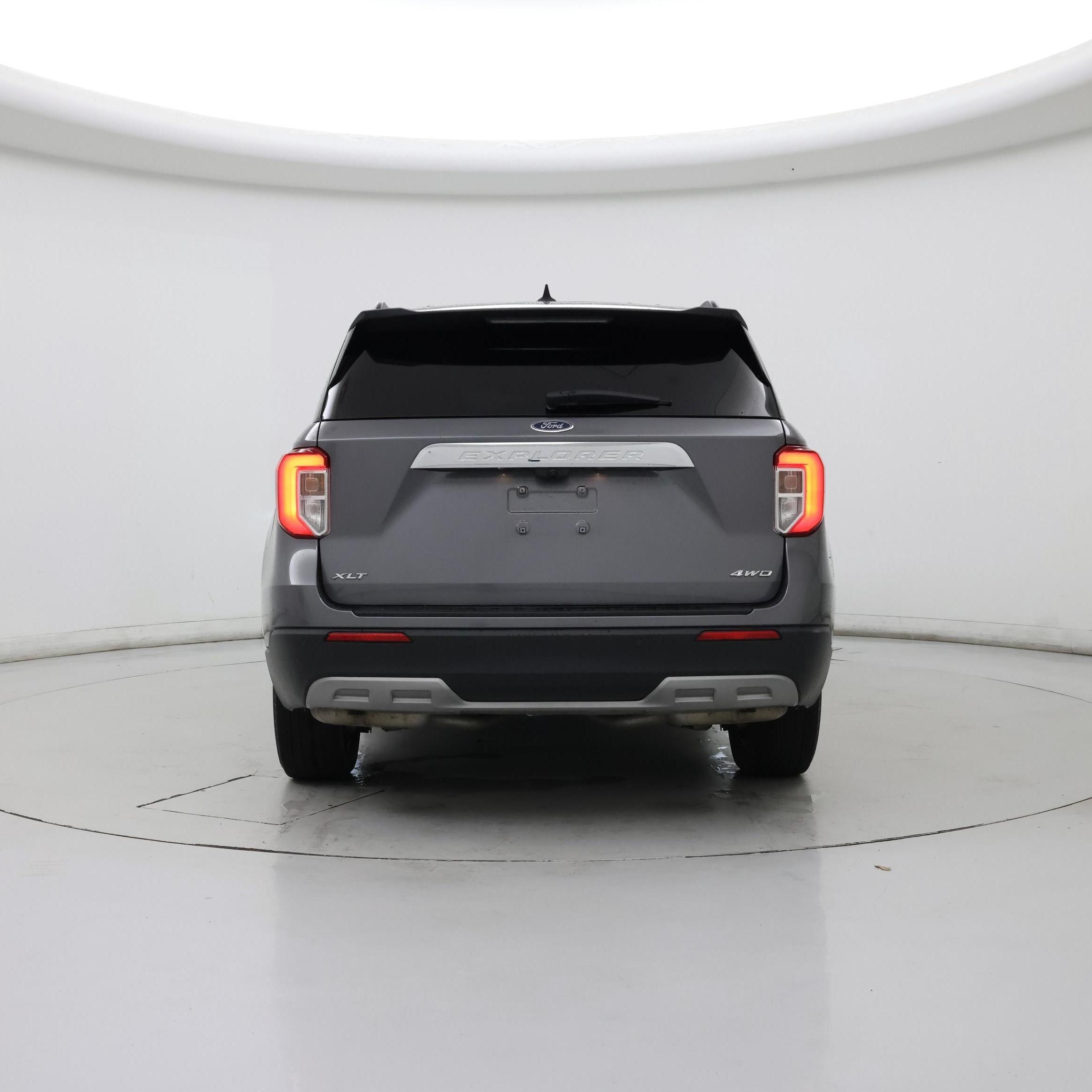 Thumbnail: 2022 Ford Explorer - 6