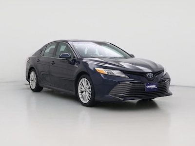 Blue 2018 Toyota Camry Hybrid XLE