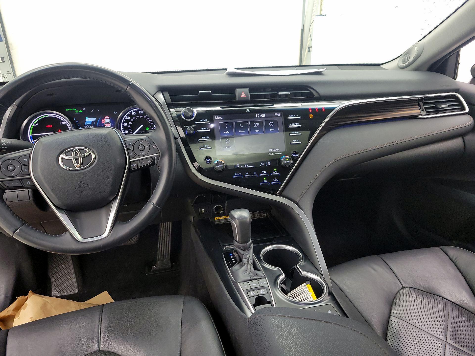 Thumbnail: 2018 Toyota Camry - 9