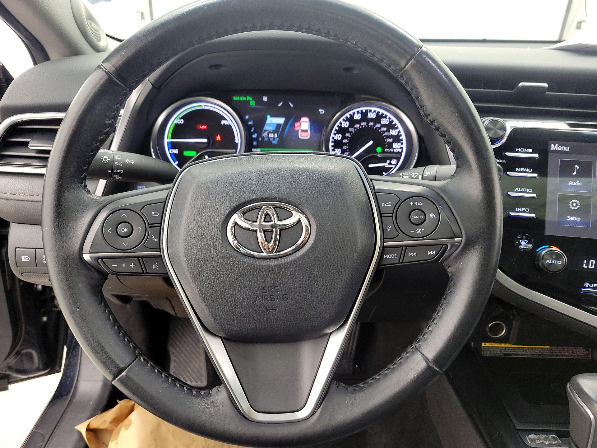 Thumbnail: 2018 Toyota Camry - 10