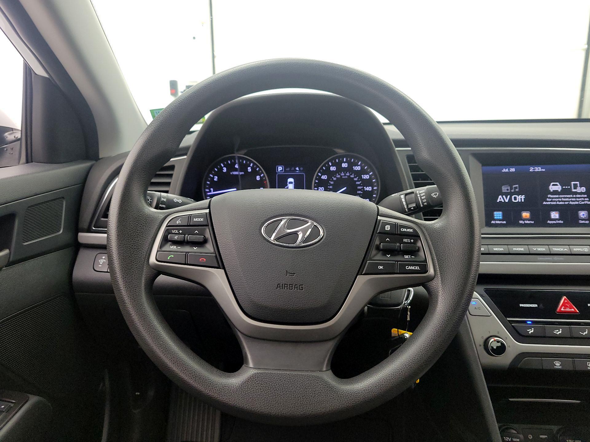 Thumbnail: 2018 Hyundai Elantra - 10