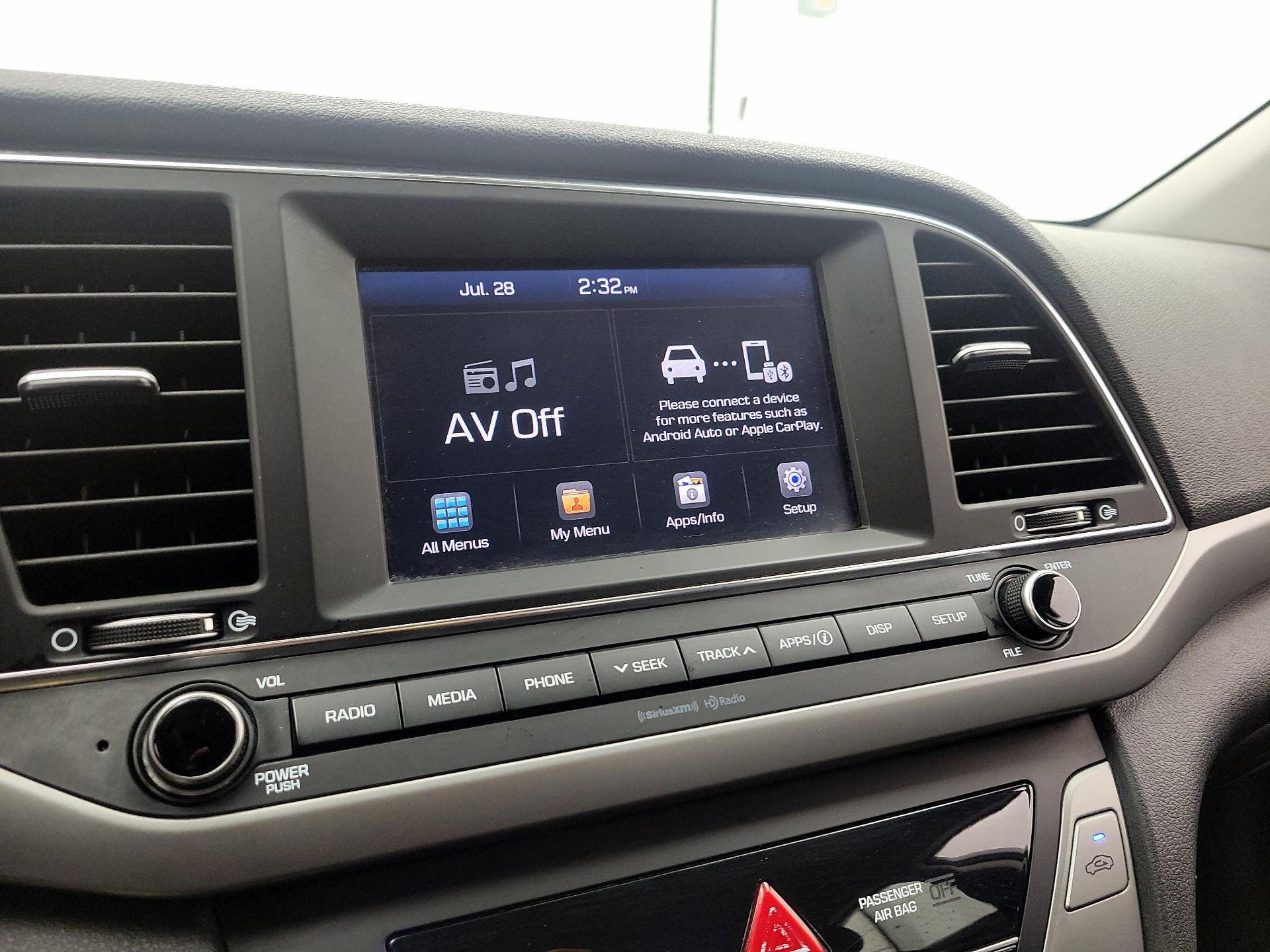 Thumbnail: 2018 Hyundai Elantra - 15