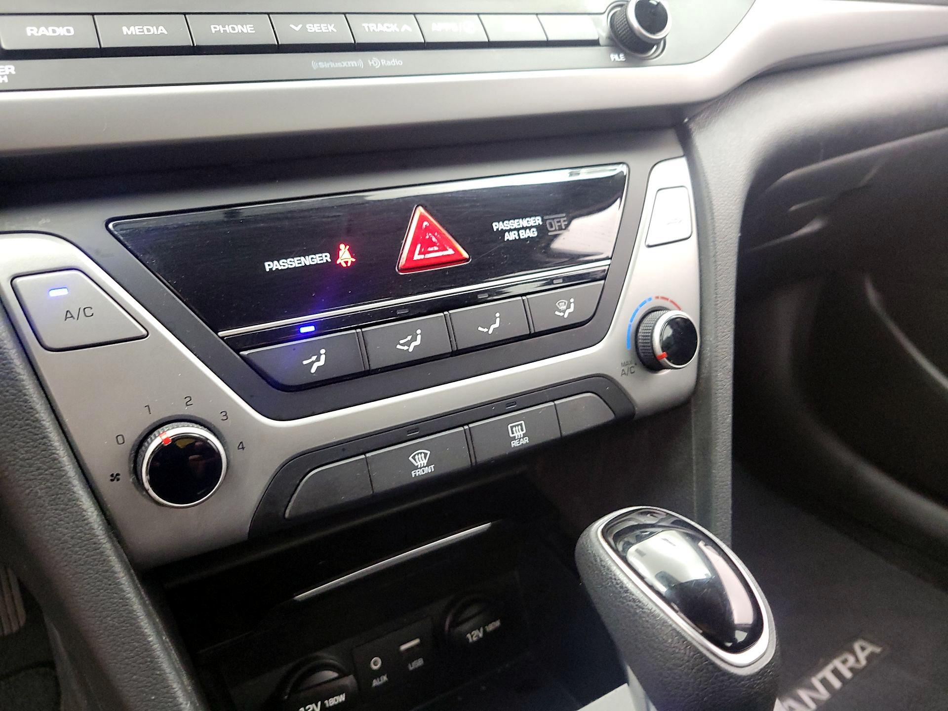 Thumbnail: 2018 Hyundai Elantra - 16