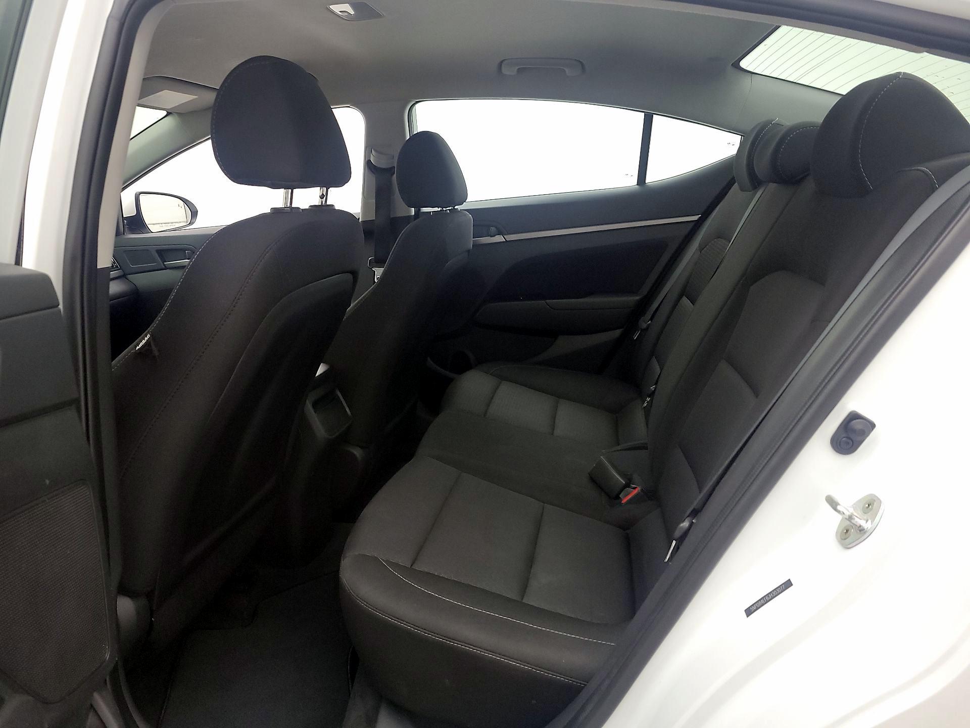 Thumbnail: 2018 Hyundai Elantra - 18