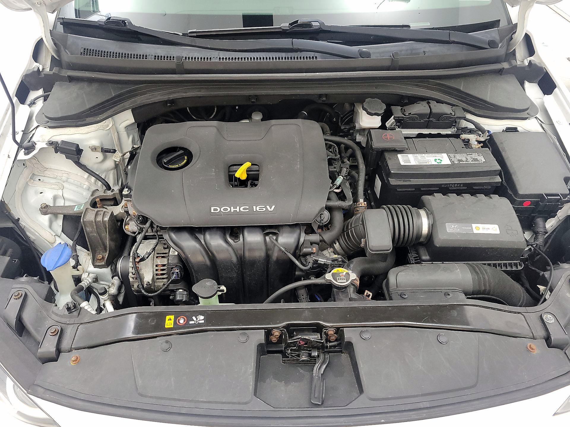 Thumbnail: 2018 Hyundai Elantra - 20