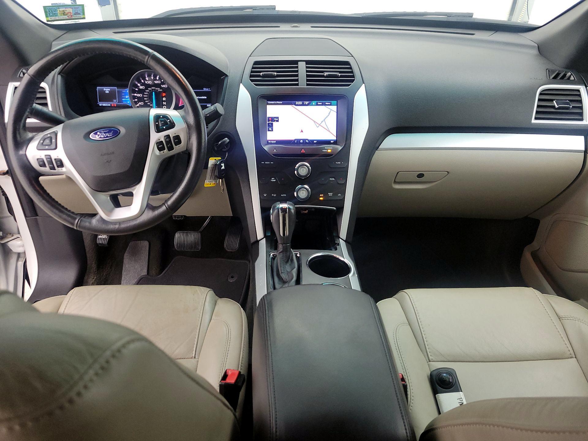Thumbnail: 2014 Ford Explorer - 9