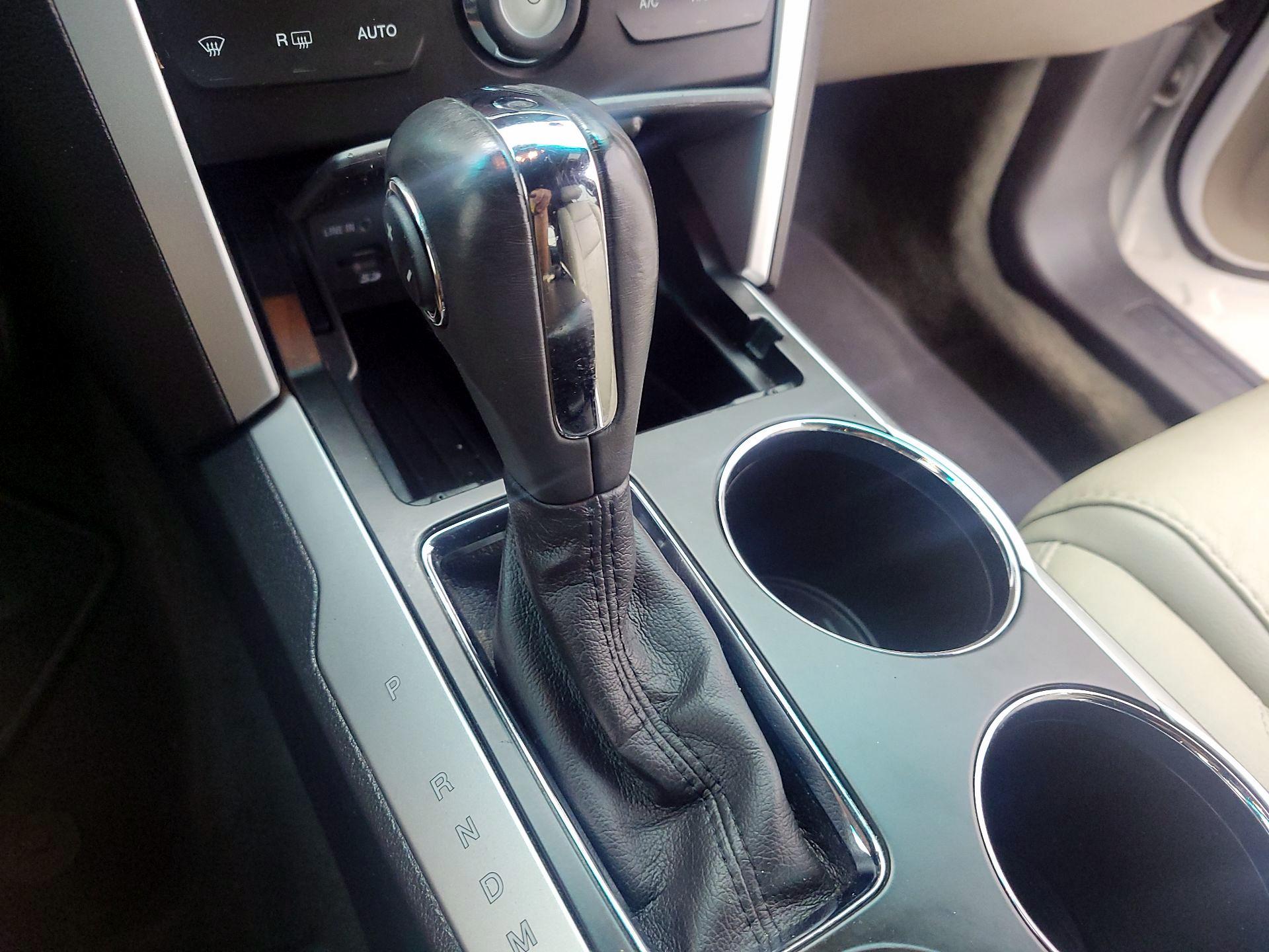 Thumbnail: 2014 Ford Explorer - 18