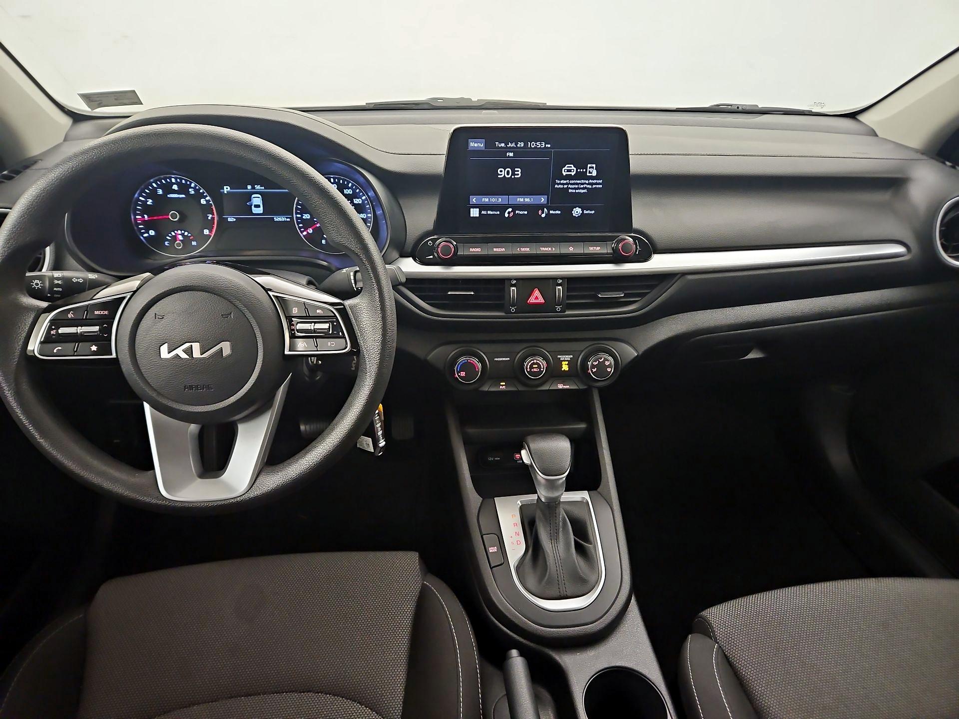 Thumbnail: 2022 Kia Forte - 9