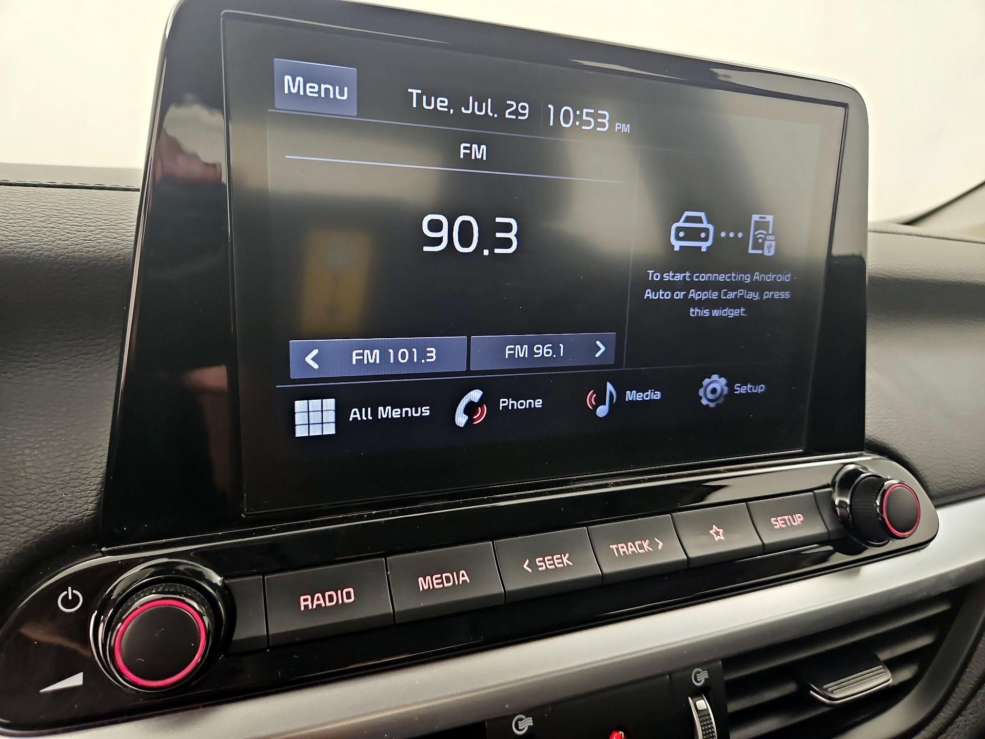 Thumbnail: 2022 Kia Forte - 15