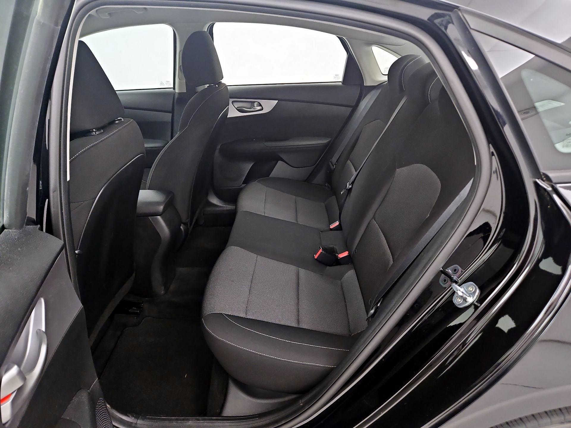 Thumbnail: 2022 Kia Forte - 19