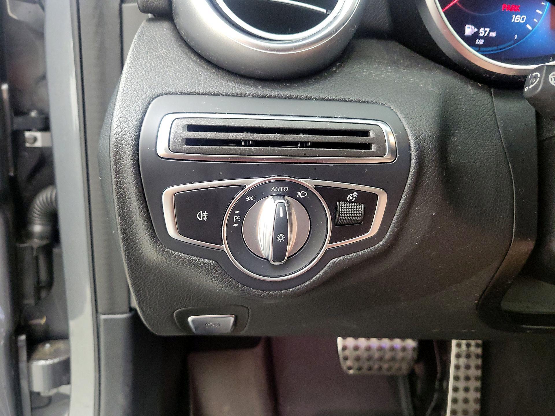 Thumbnail: 2021 Mercedes-Benz C-Class - 13