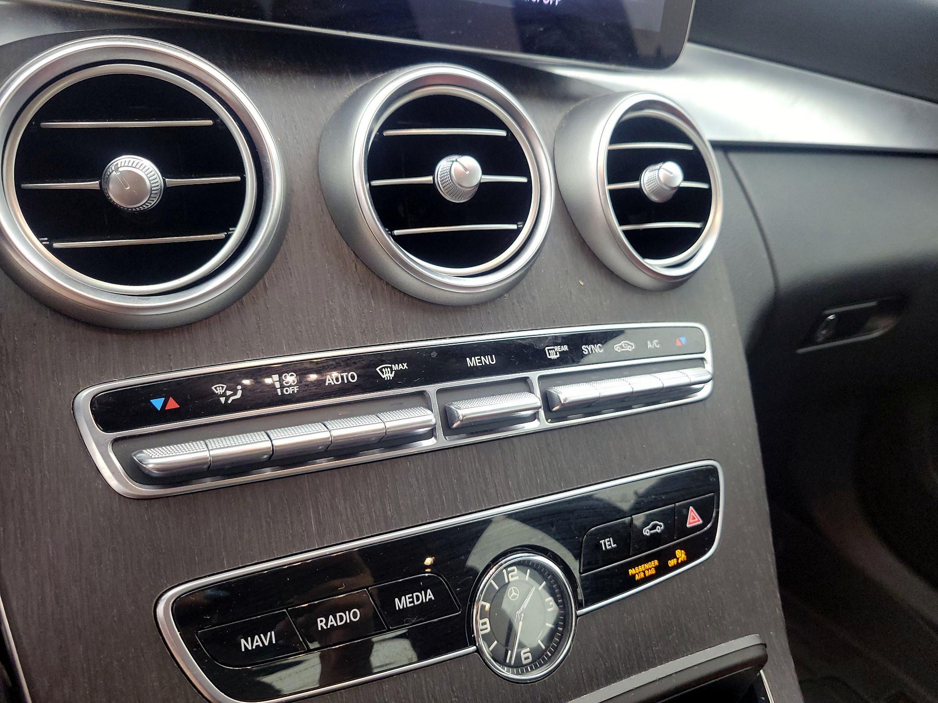 Thumbnail: 2021 Mercedes-Benz C-Class - 17