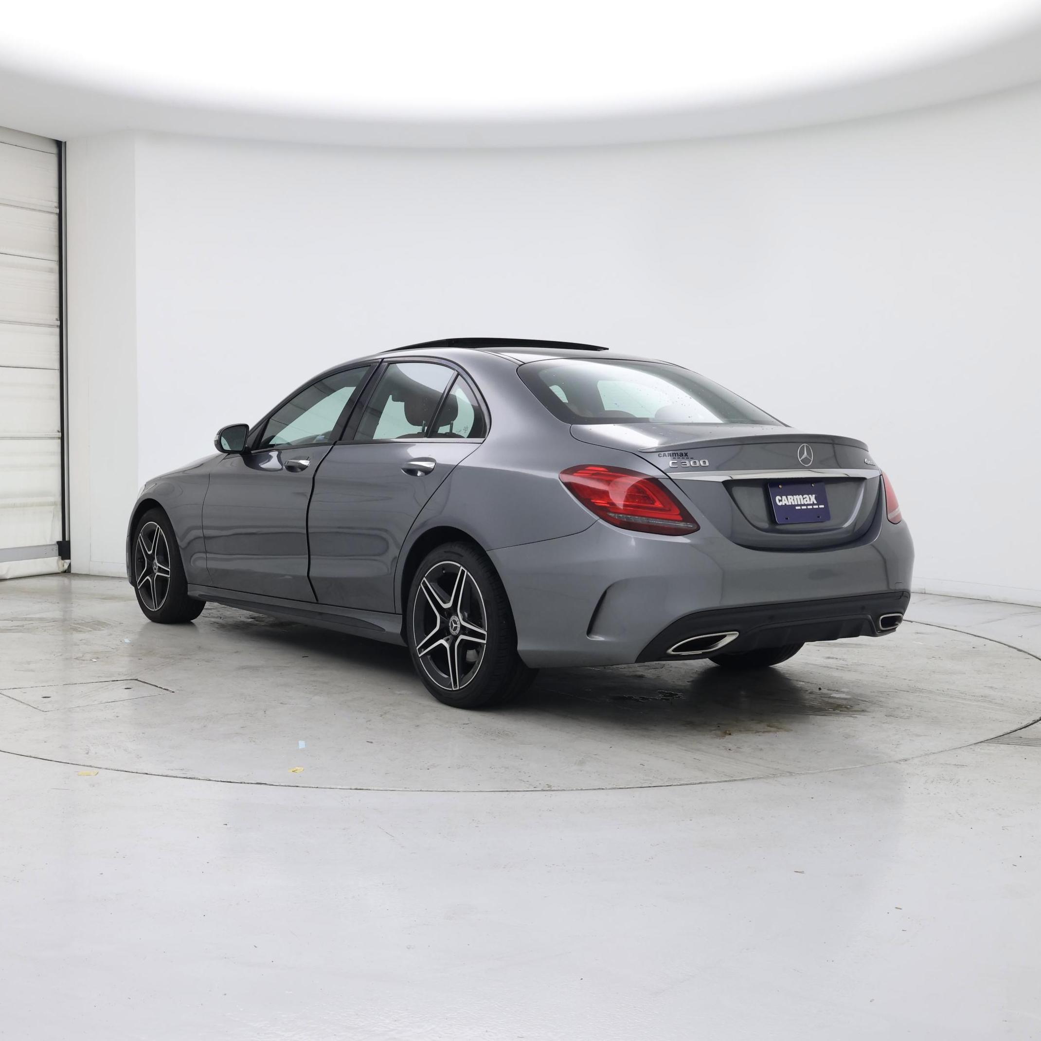 Thumbnail: 2021 Mercedes-Benz C-Class - 2