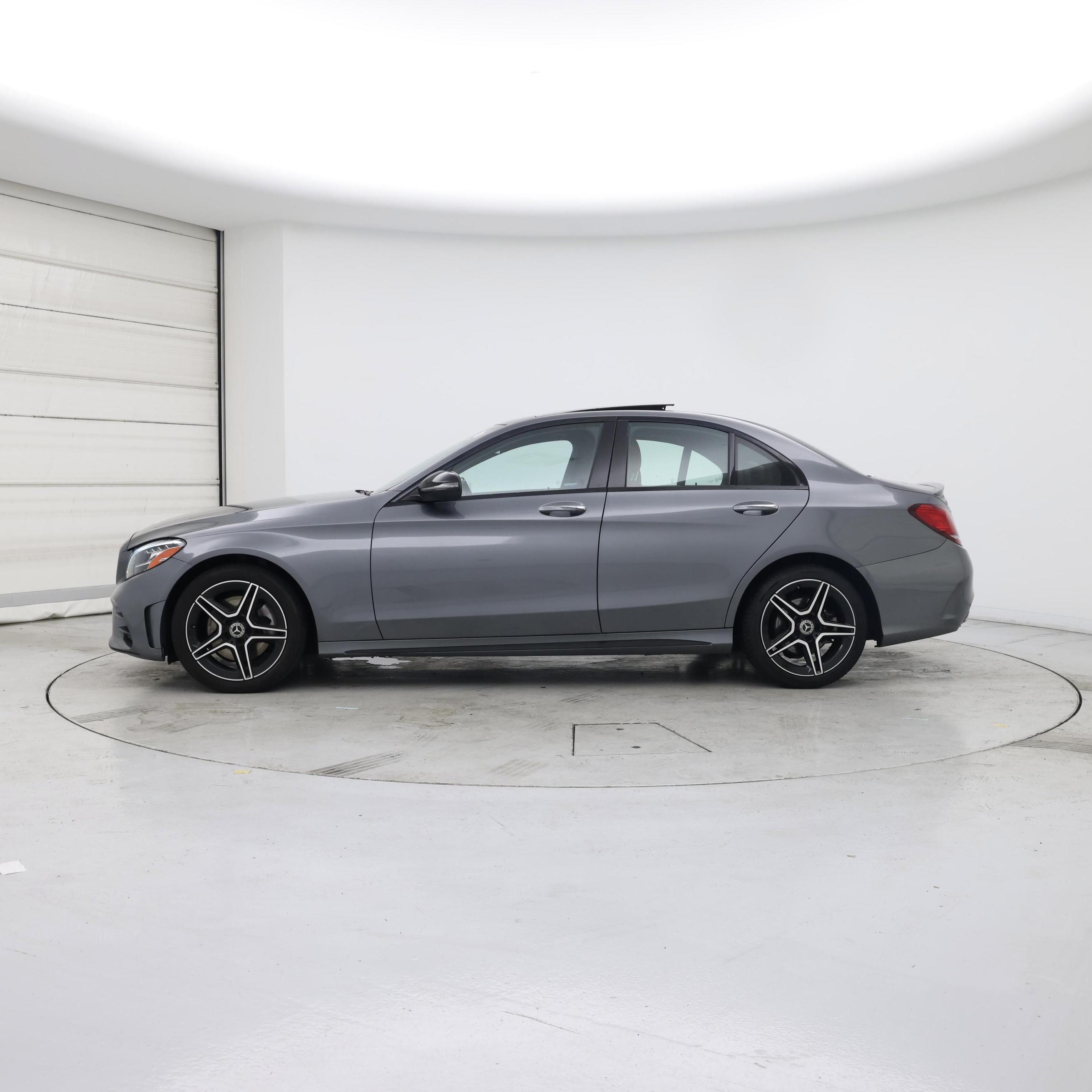 Thumbnail: 2021 Mercedes-Benz C-Class - 3