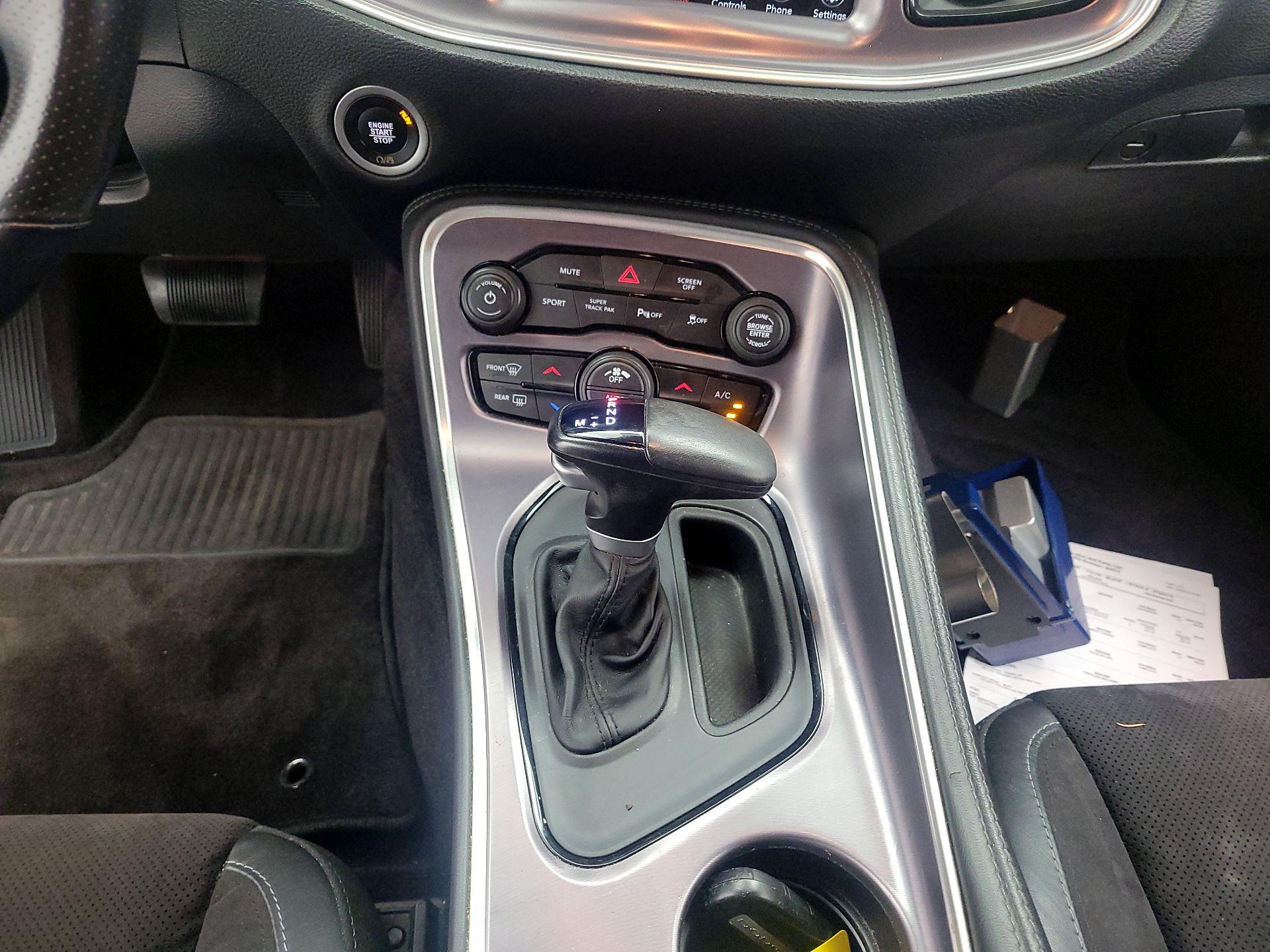 Thumbnail: 2019 Dodge Challenger - 17