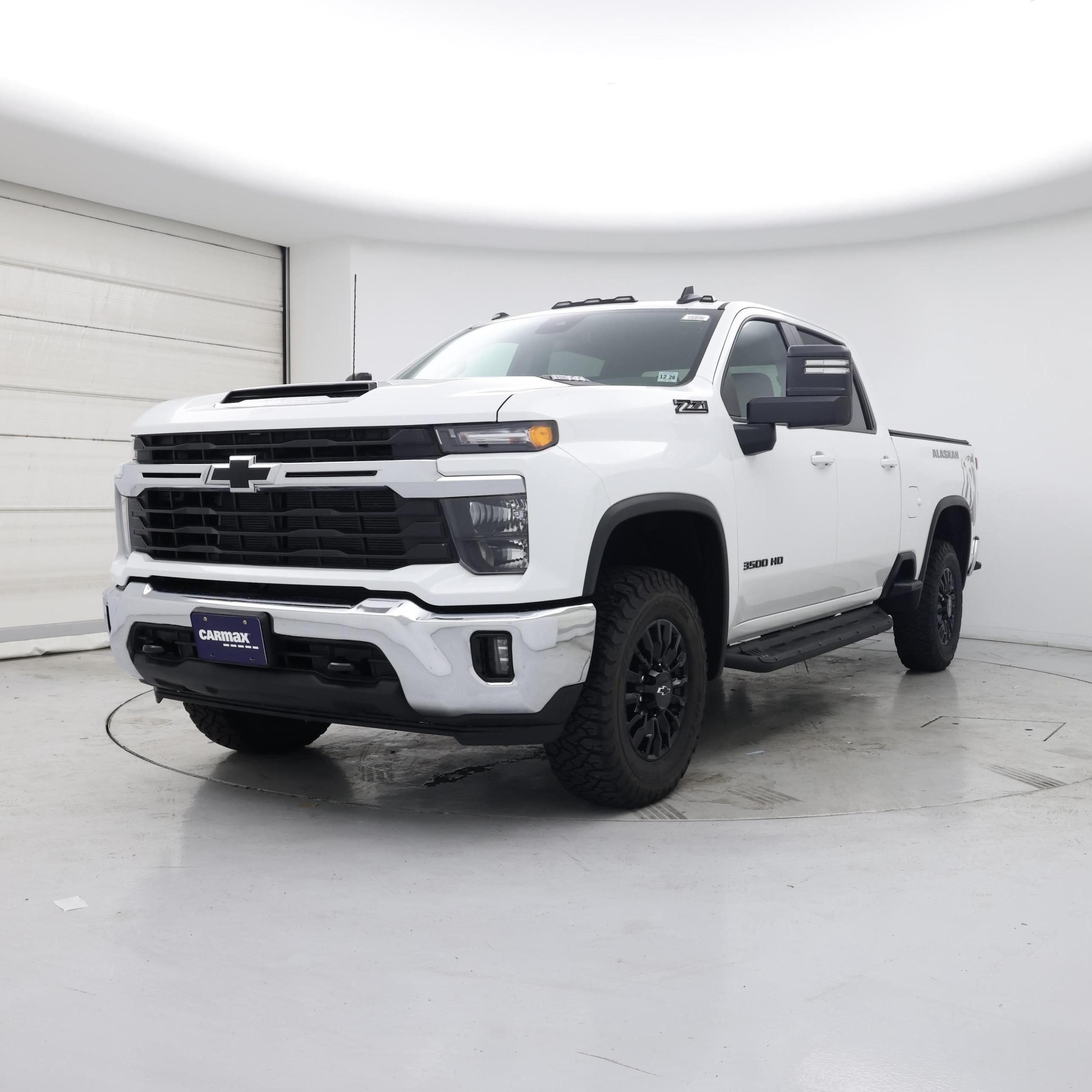 Thumbnail: 2024 Chevrolet Silverado 3500 - 4