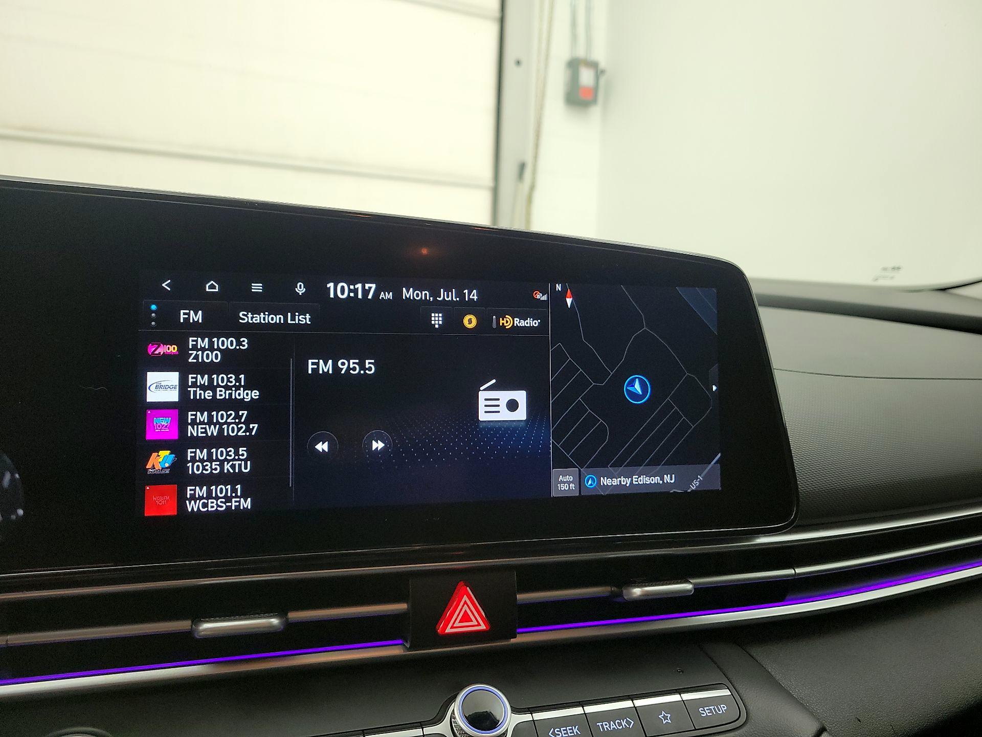 Thumbnail: 2022 Hyundai Elantra - 16